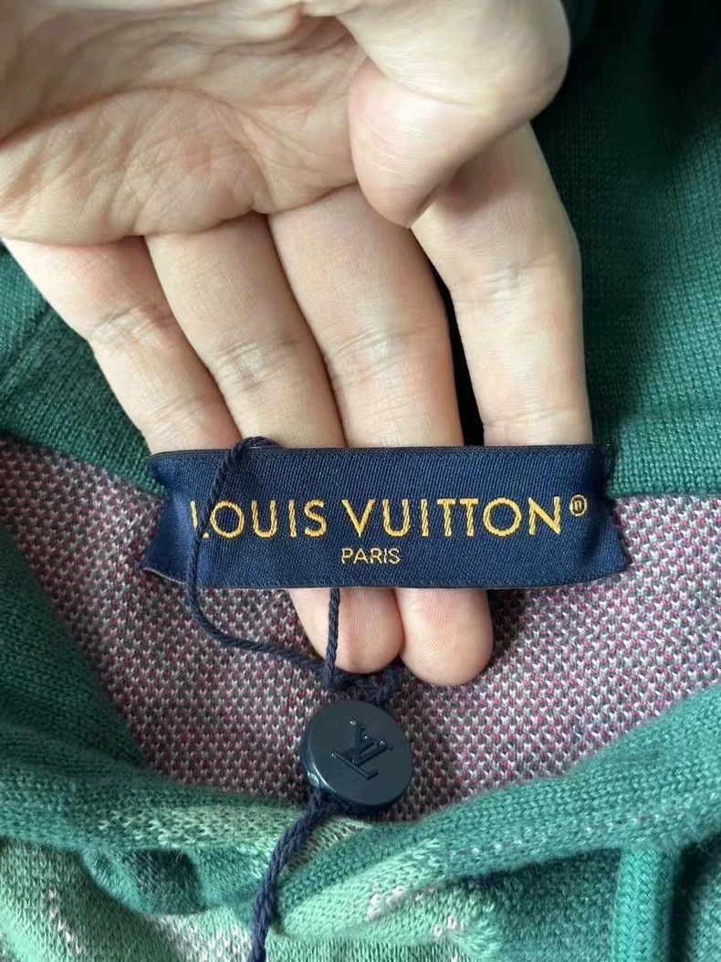 Louis Vuitton Louis Vuitton Green Swirl Knit Hoodie 2501-Nextarrow Size US M / EU 48-50 / 2 - 3 Thumbnail