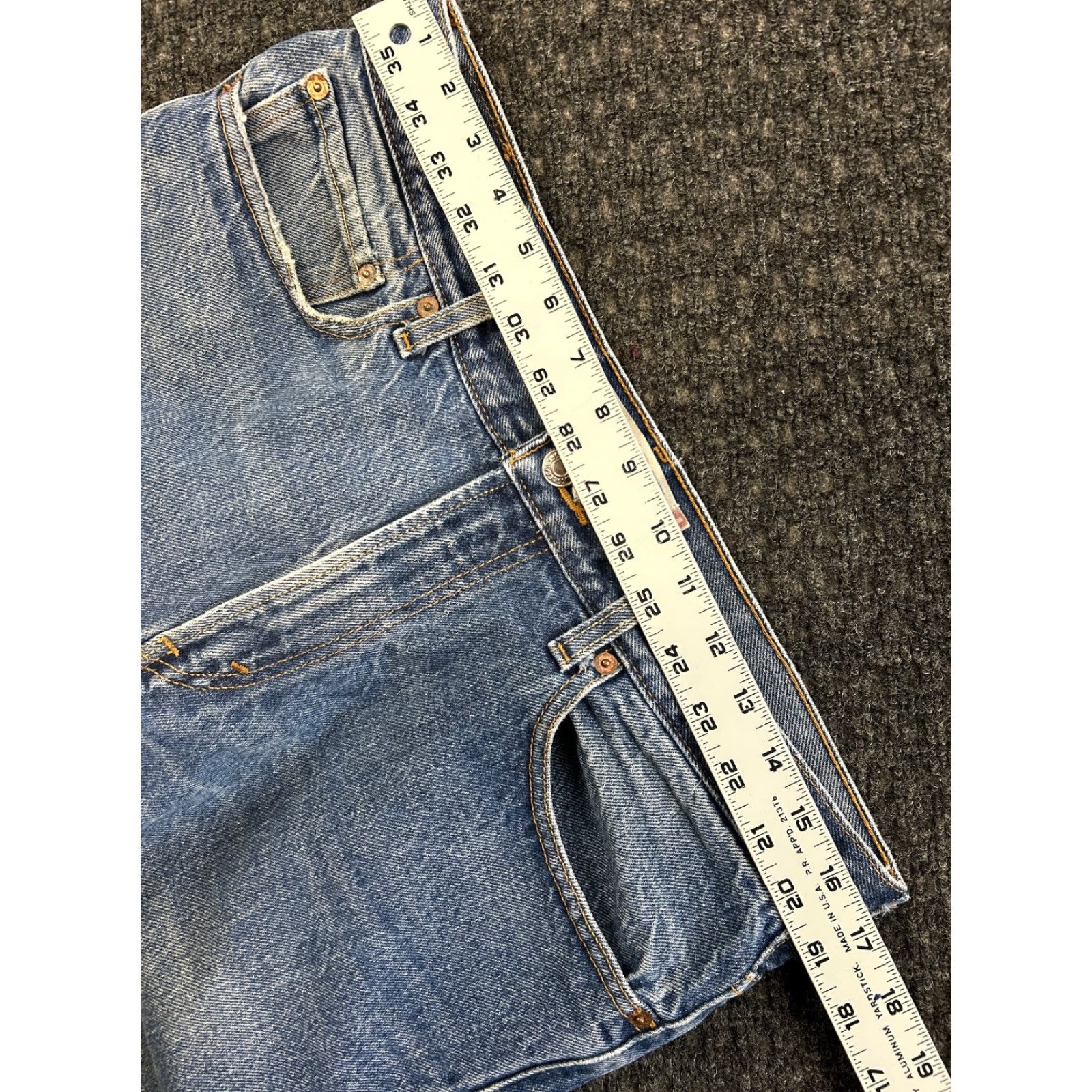 Levi's VINTAGE Levi’s 505 Jeans Straight Regul ar Fit 34 x 32 Blue Denim 5-Pocket Distressed Men Jeans 80s 90s Biker Rock Hip Hop USA 34 Mens Size US 34 / EU 50 - 6 Thumbnail