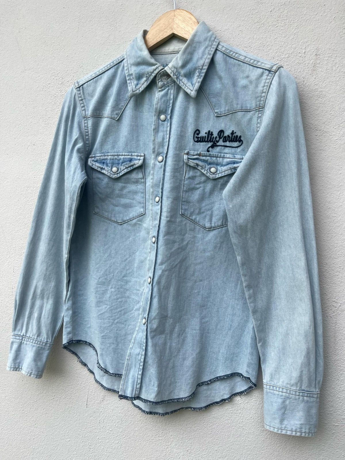 Designer × Japanese Brand × Wacko Maria Wacko Maria Guilty Parties Wash Denim Western Shirt Size US S / EU 44-46 / 1 - 8 Thumbnail