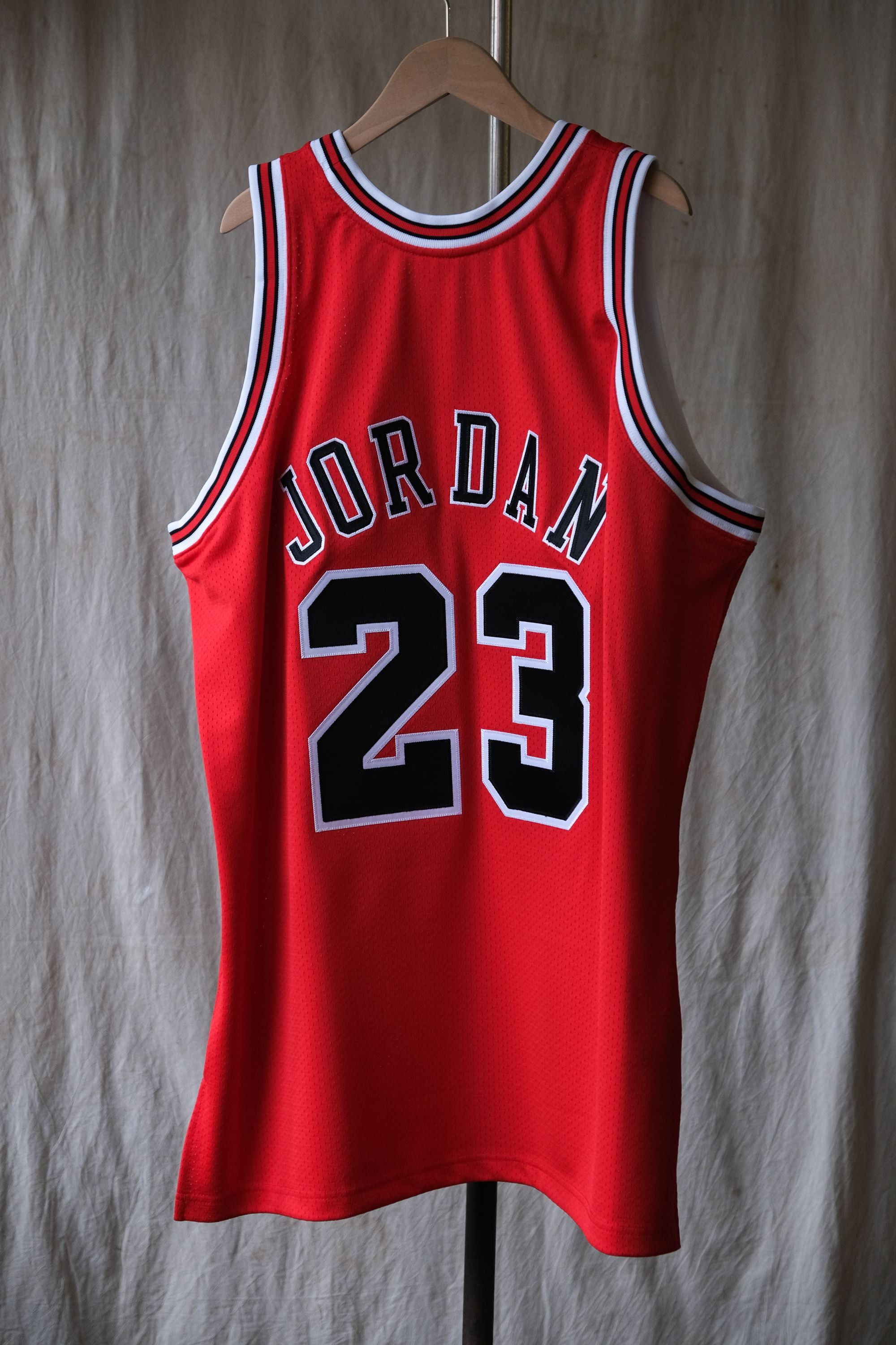Mitchell & Ness Mitchell & Ness Reissue 1997-98 Chicago Bulls Jordan Jersey Size US XL / EU 56 / 4 - 5 Thumbnail