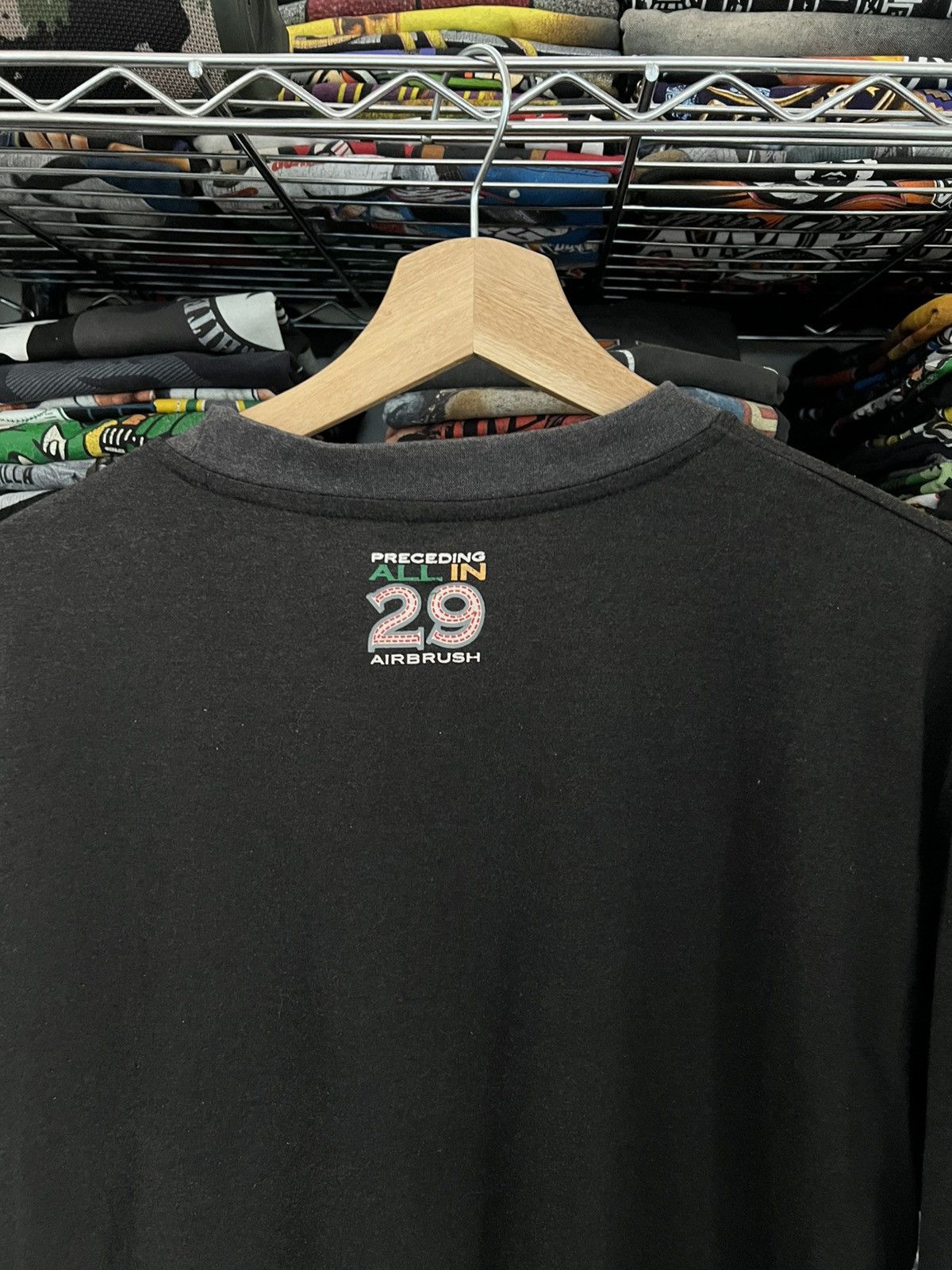 Warner Bros 90s Looney Tunes Lot29 Taz Hip Hop Parody Tee Size US L / EU 52-54 / 3 - 5 Thumbnail