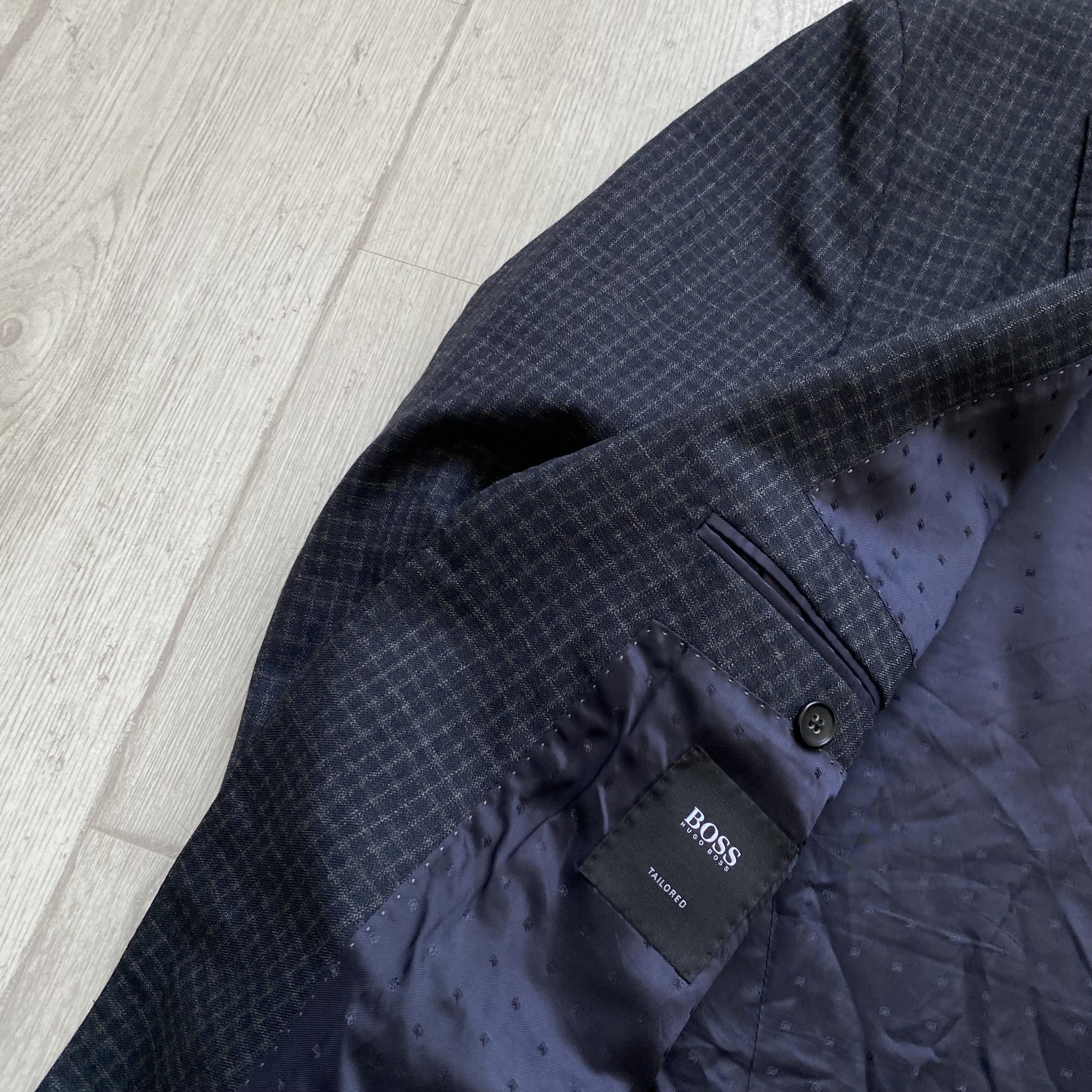 Hugo Boss RPP $700 Hugo Boss Blazer Designer premium wool Size 42R - 5 Thumbnail