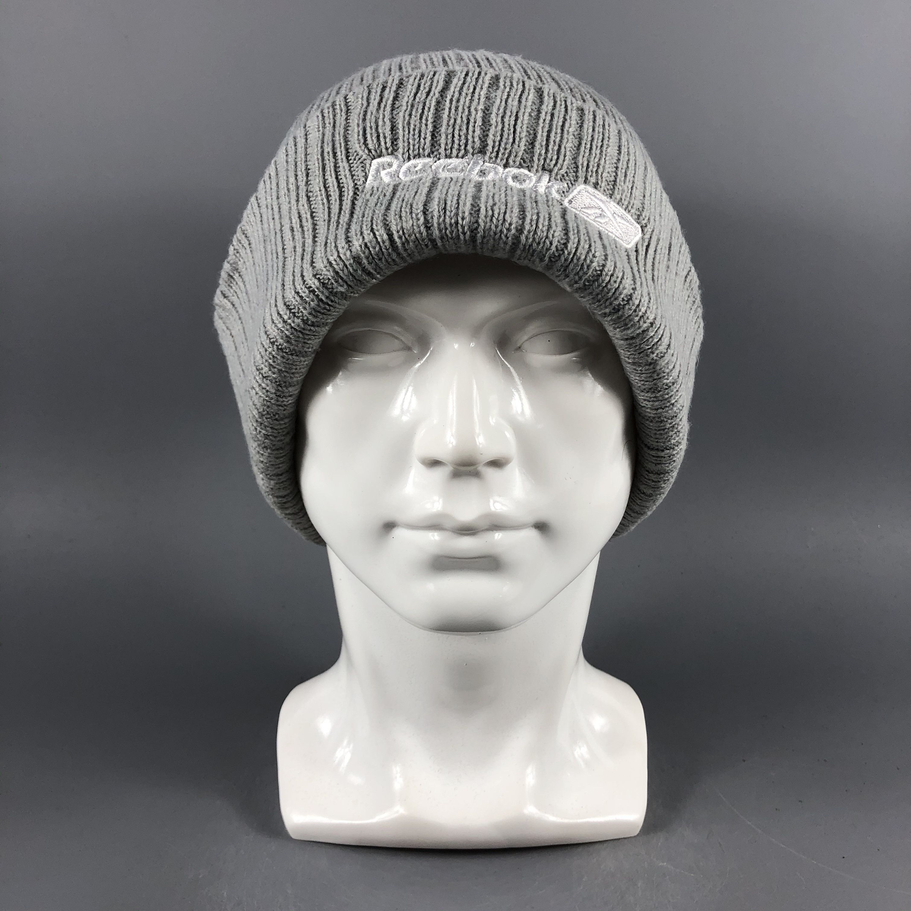 image of Reebok Sportwear Beanie Snow Hat Snow Cap -D1225, Men's