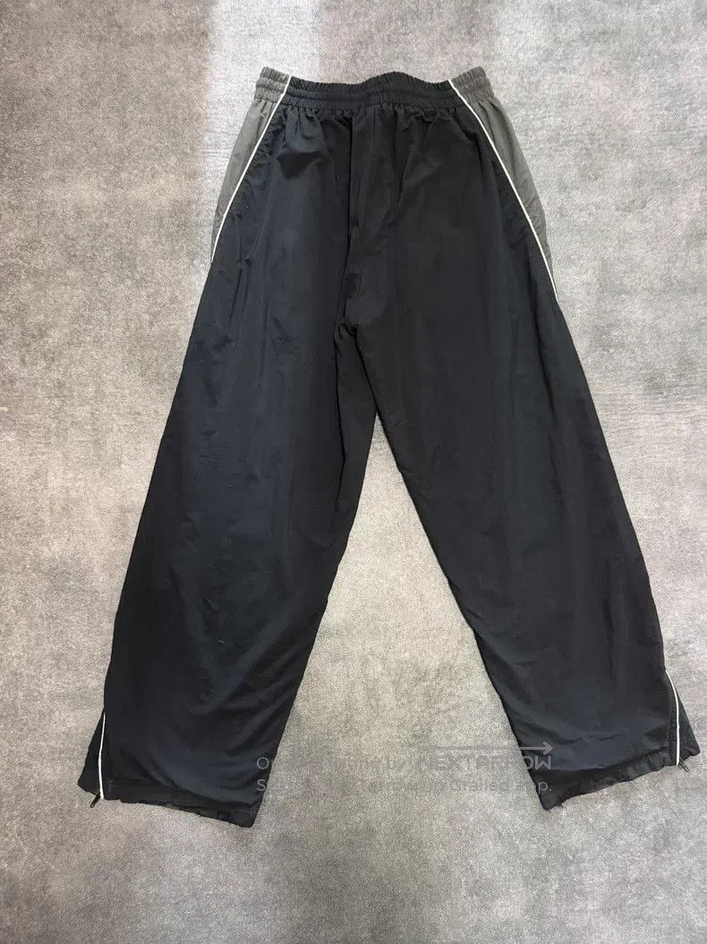 Balenciaga Balenciaga size XS Long Pants Sport Size US 27 - 2 Thumbnail