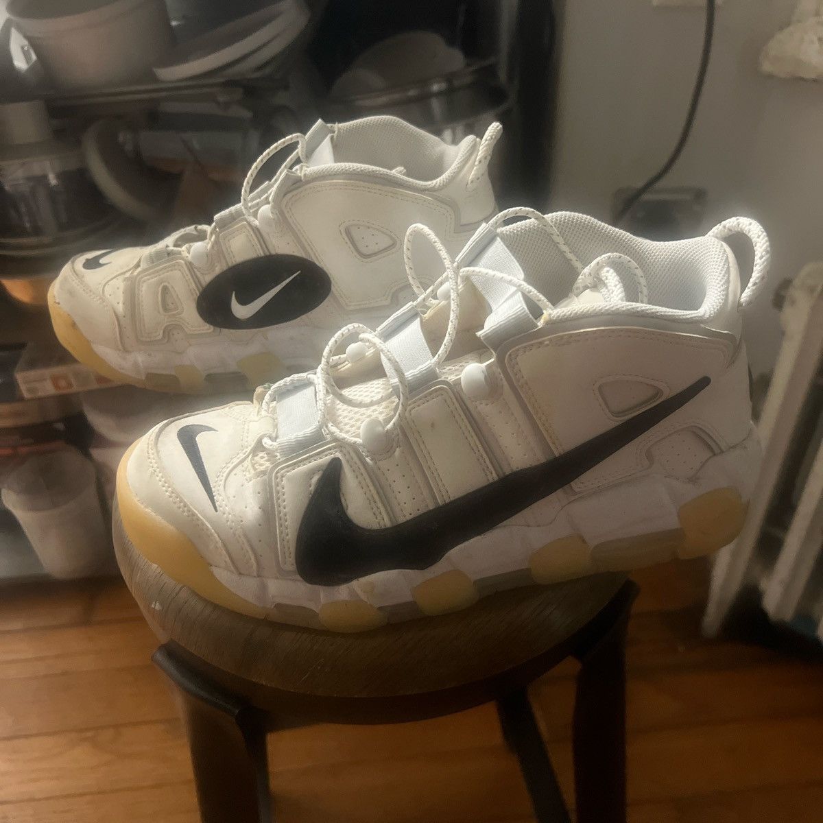 Nike Nike uptempo white and black Size US 9.5 / EU 42-43 - 4 Thumbnail