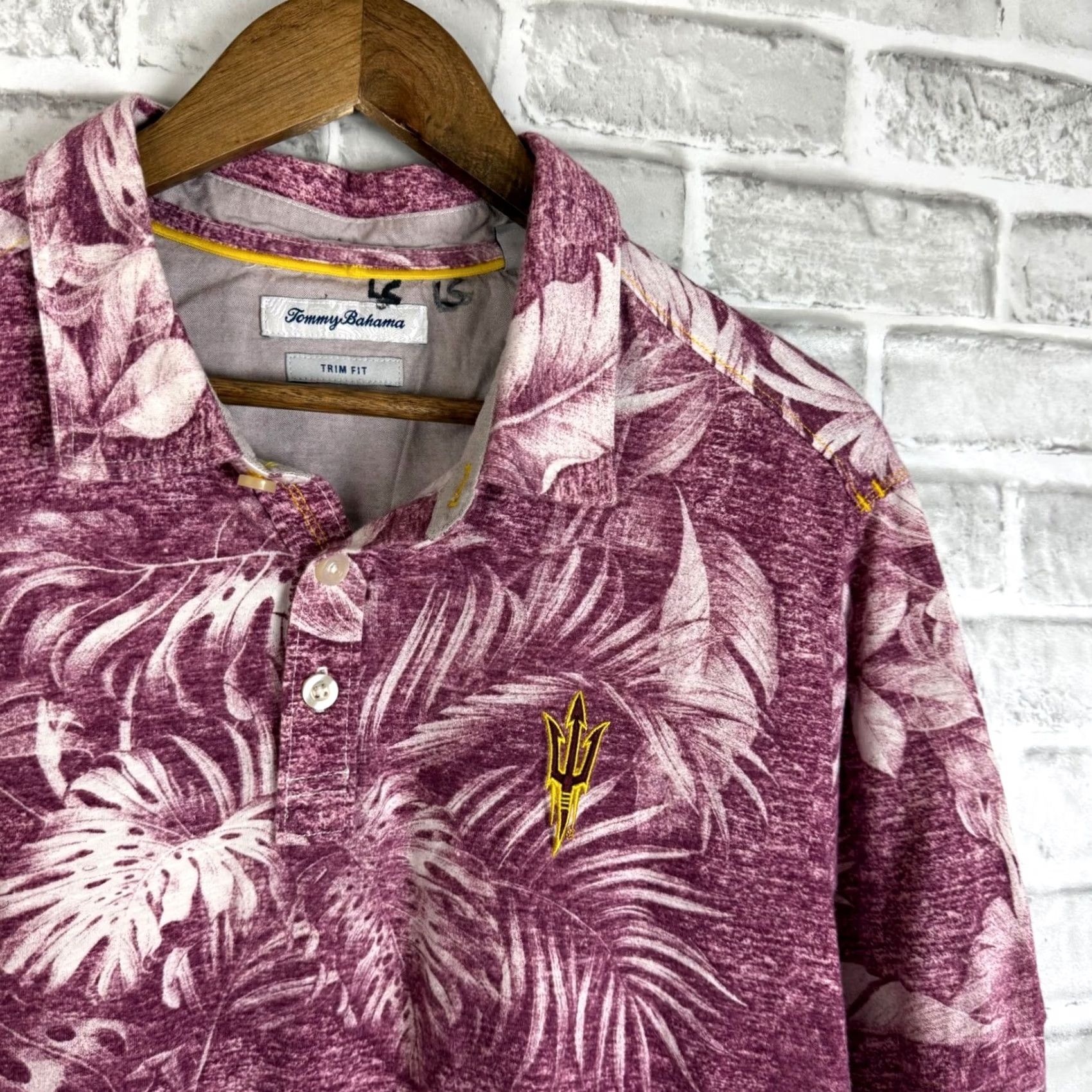 Tommy Bahama VINTAGE? No. Size US XL / EU 56 / 4 - 2 Thumbnail