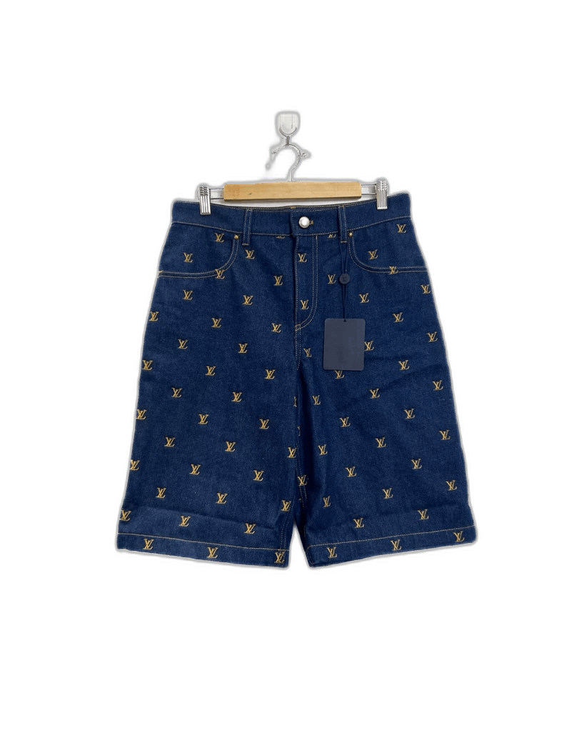 Louis Vuitton Louis Vuitton Embroidered Logo Denim Shorts Size US 28 / EU 44 - 1 Thumbnail