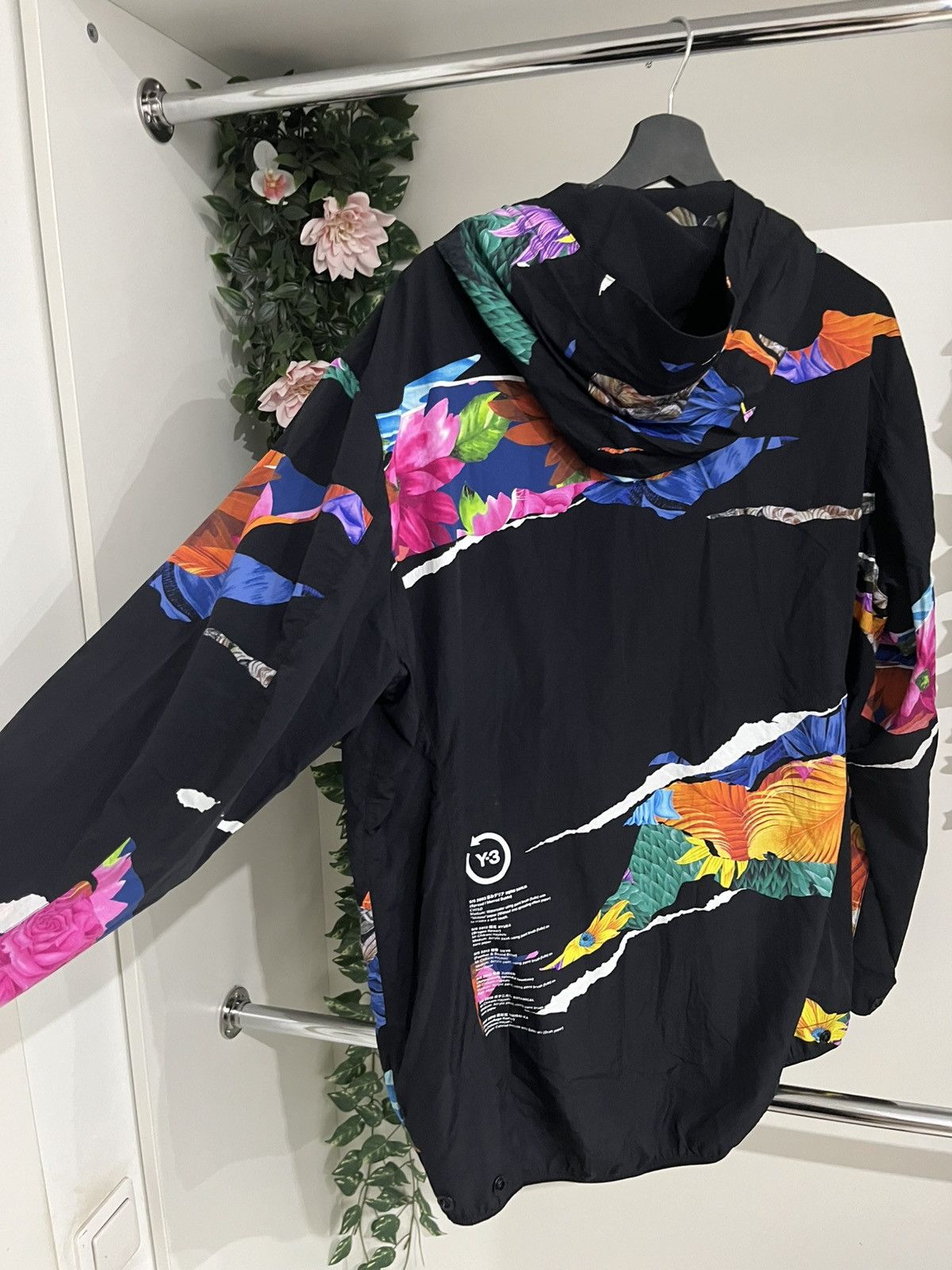 Yohji Yamamoto Y-3 by Yohji Yamamoto Floral Print Windbreaker Jacket Size US L / EU 52-54 / 3 - 7 Thumbnail