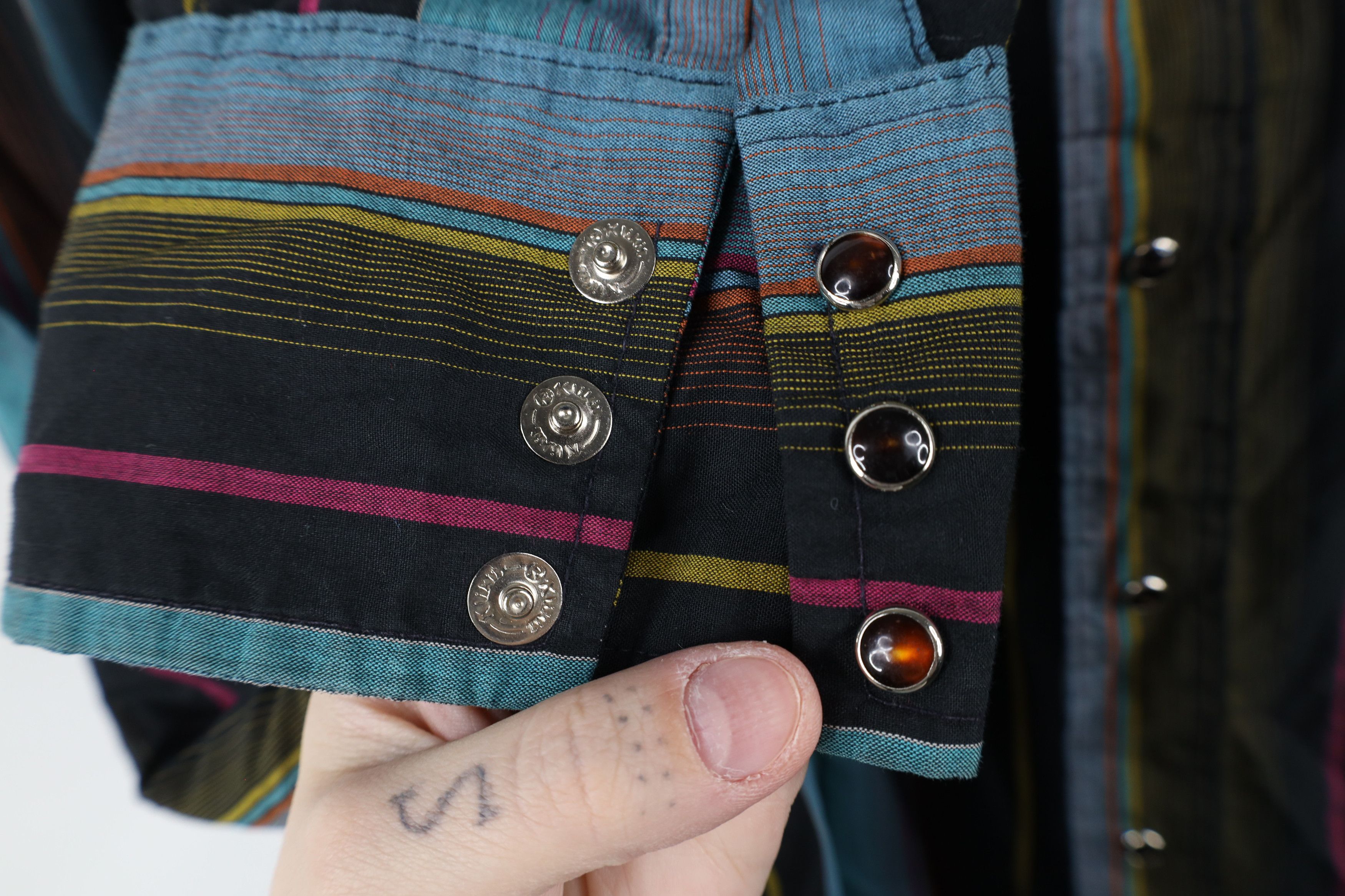 Vintage × Wrangler Vintage 90s Wrangler Rainbow Striped Button Shirt USA Size US M / EU 48-50 / 2 - 8 Thumbnail