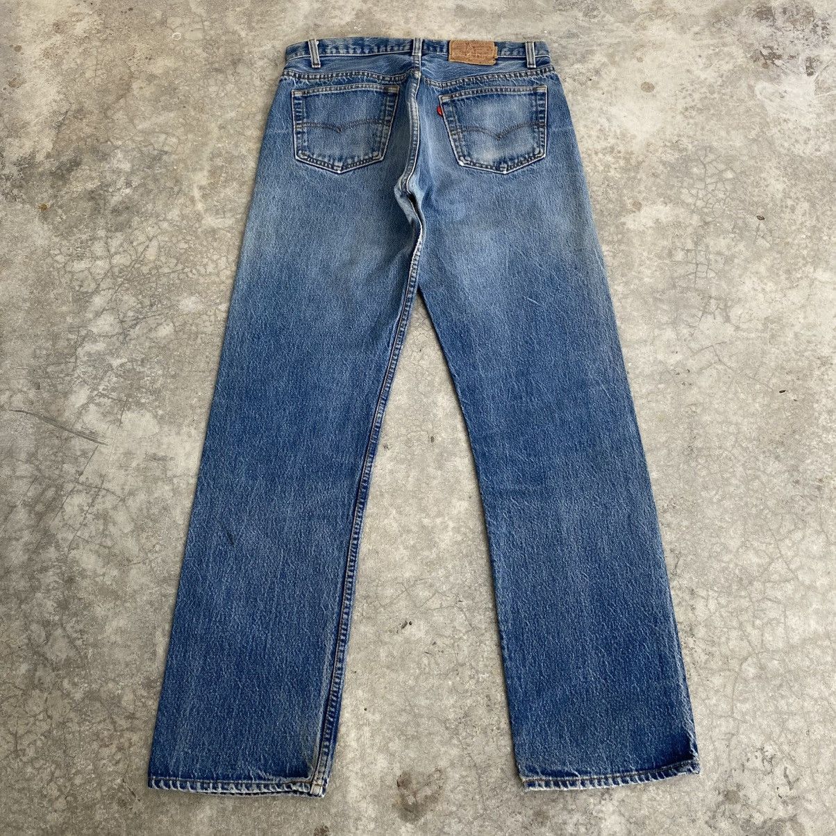 Levi's Vintage 80’s Levis 501xx Faded Stonewashed Blue Jeans Size US 34 / EU 50 - 10 Thumbnail