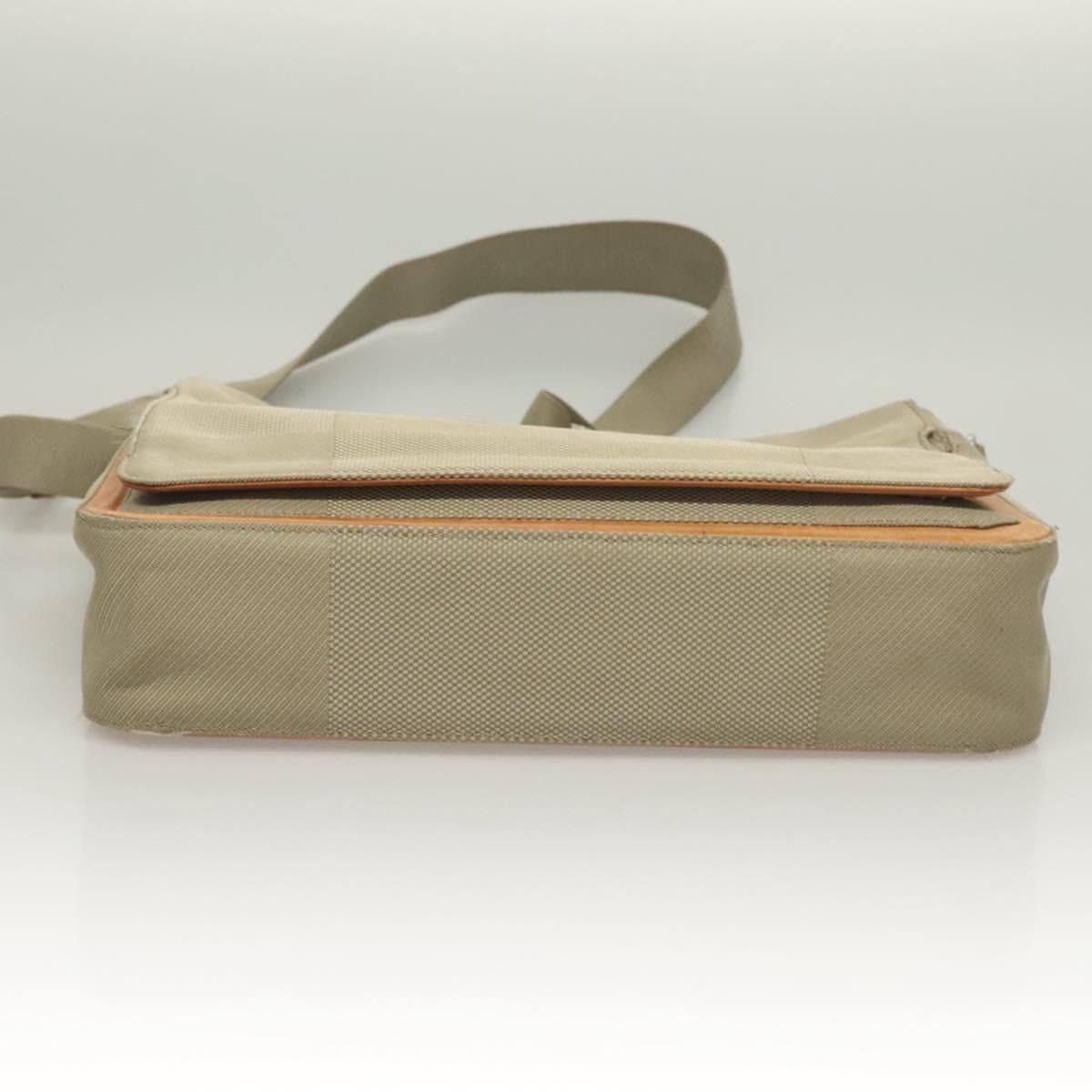Louis Vuitton LOUIS VUITTON Damier Geant Messager Nm Shoulder Bag Gray Size ONE SIZE - 5 Thumbnail