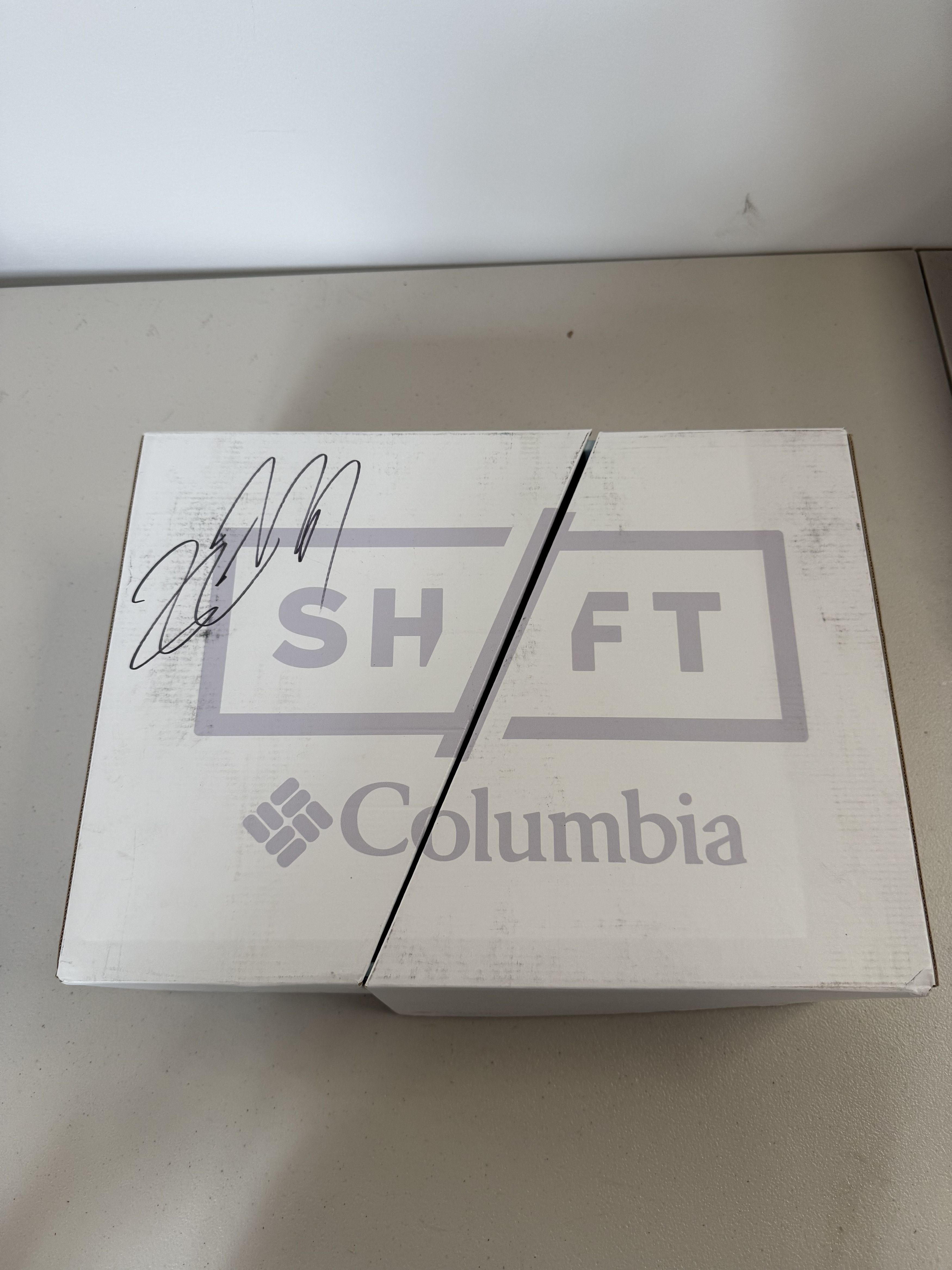 Columbia Columbia x atmos SH/FT OutDry Mid Size US 12 / EU 45 - 2 Thumbnail
