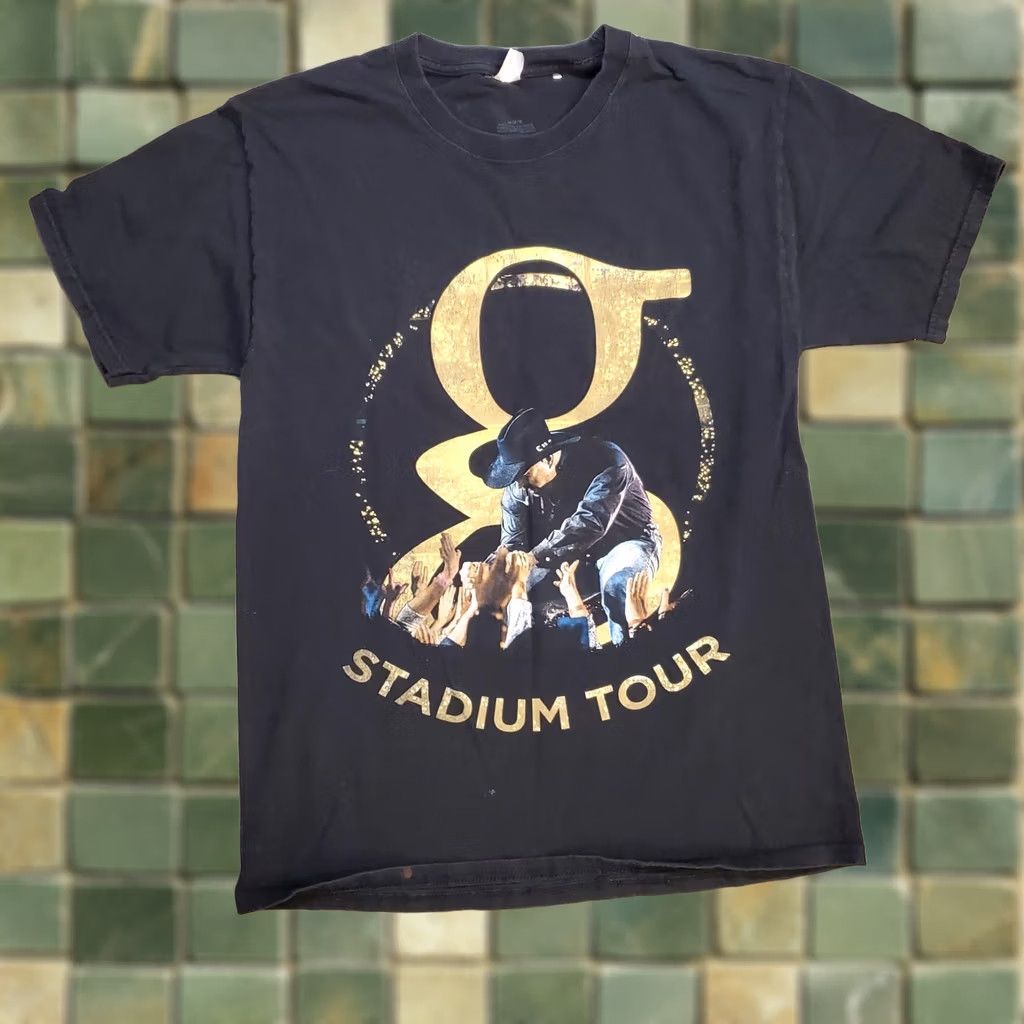 Hanes Garth Brooks 2022 Stadium Tour T Shirt Mens M Black Band Concert Size US M / EU 48-50 / 2 - 1 Thumbnail