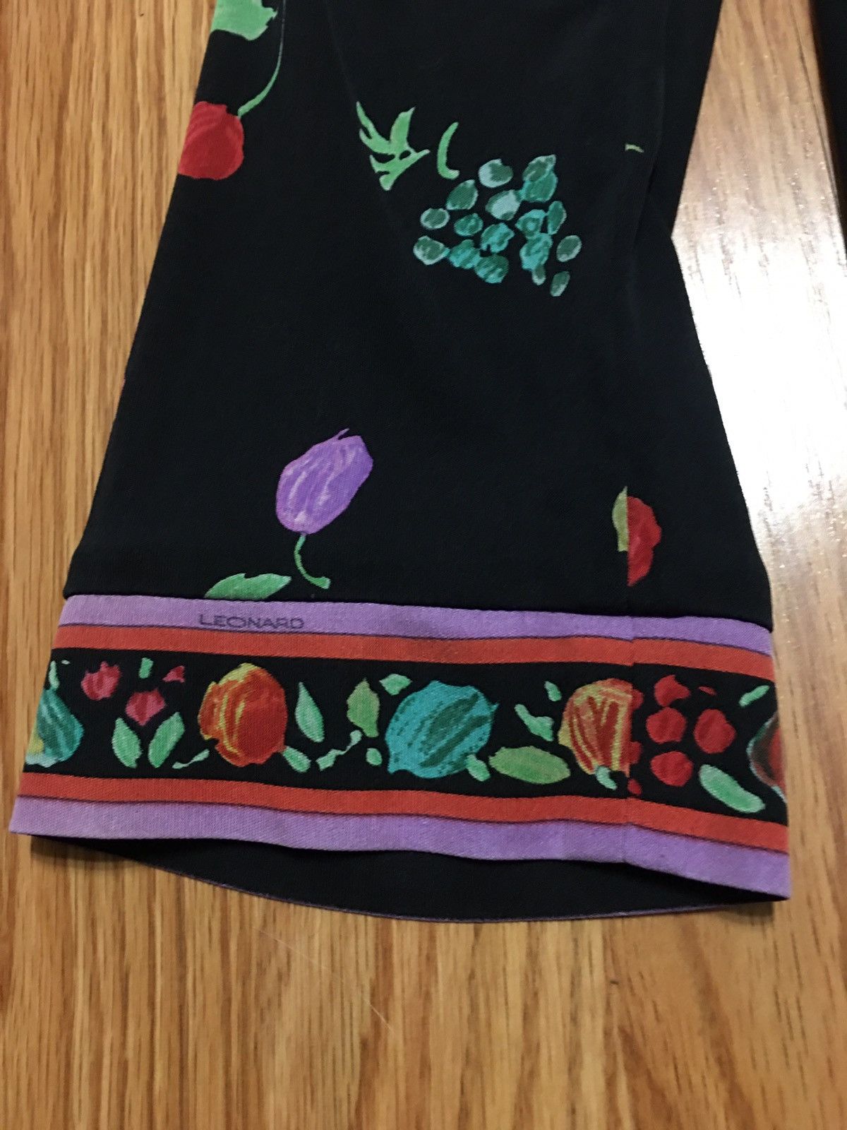 Leonard Paris × Vintage LEONARD Paris Vintage 90s Silk Fruit Print Kimono Dress Size ONE SIZE - 11 Thumbnail