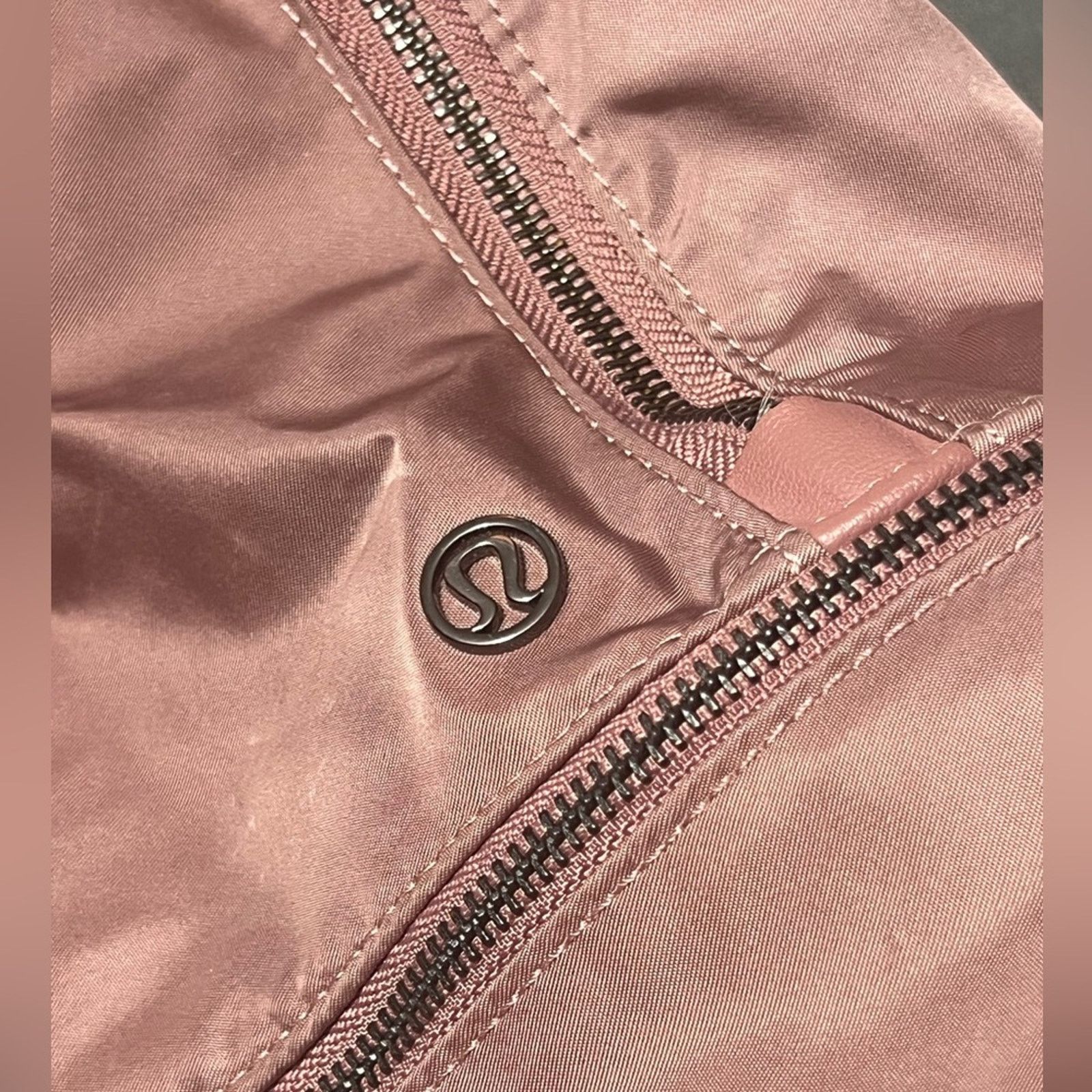 Lululemon Lululemon Coral Rose City Adventurer Backpack 17L Travel Gym Size ONE SIZE - 5 Thumbnail