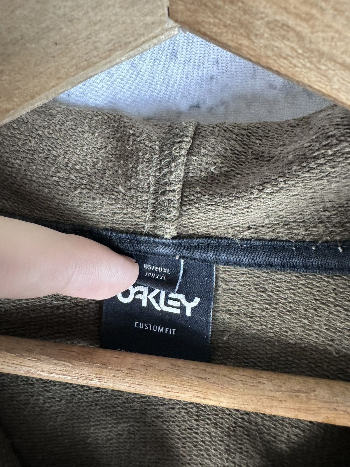 Oakley Rare Vintage Oakley spell out Hoodie Size US XL / EU 56 / 4 - 3 Thumbnail