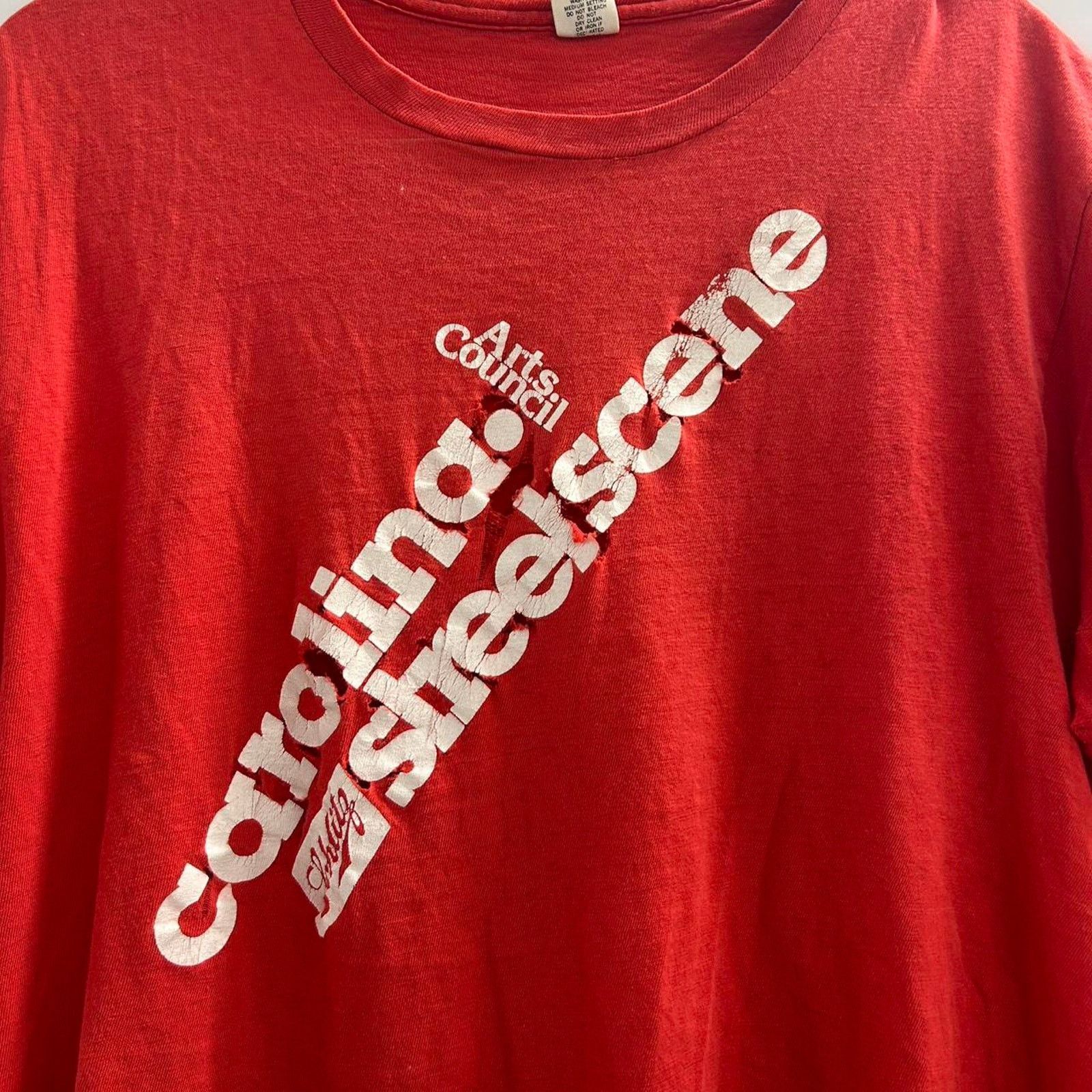 Hanes VTG 70s Thrash Carolina Street Scene Art Council t-shirt Size US XL / EU 56 / 4 - 2 Thumbnail