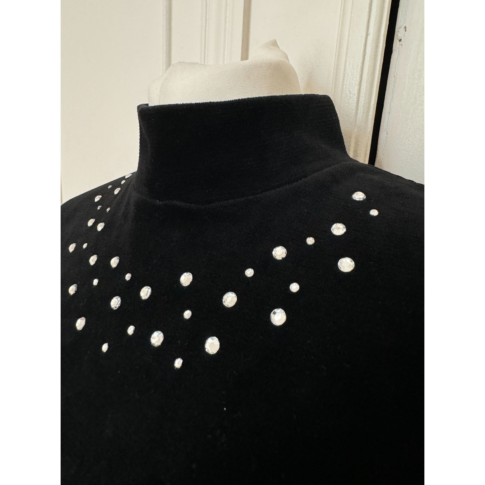 Yves Saint Laurent Vintage Black Velvet Dress Size M / US 6-8 / IT 42-44 - 4 Thumbnail