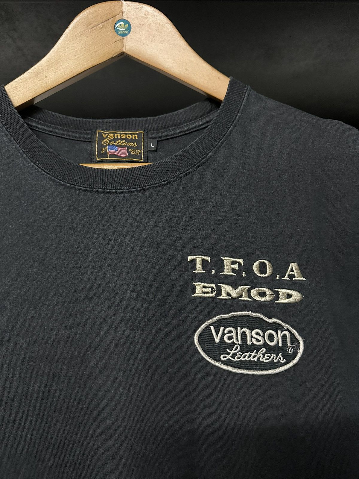 Japanese Brand × Vanson Leathers × Vintage Vintage Vanson Leather Skulls Embroidery Logo Faded Tee Size US M / EU 48-50 / 2 - 9 Thumbnail