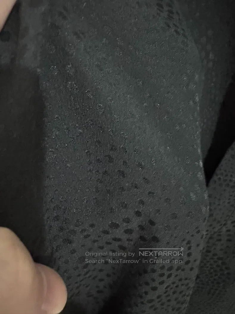 Saint Laurent Paris Saint Laurent Paris Starry Mulberry Silk Polka Dot Shirt Size XS / US 0-2 / IT 36-38 - 5 Thumbnail