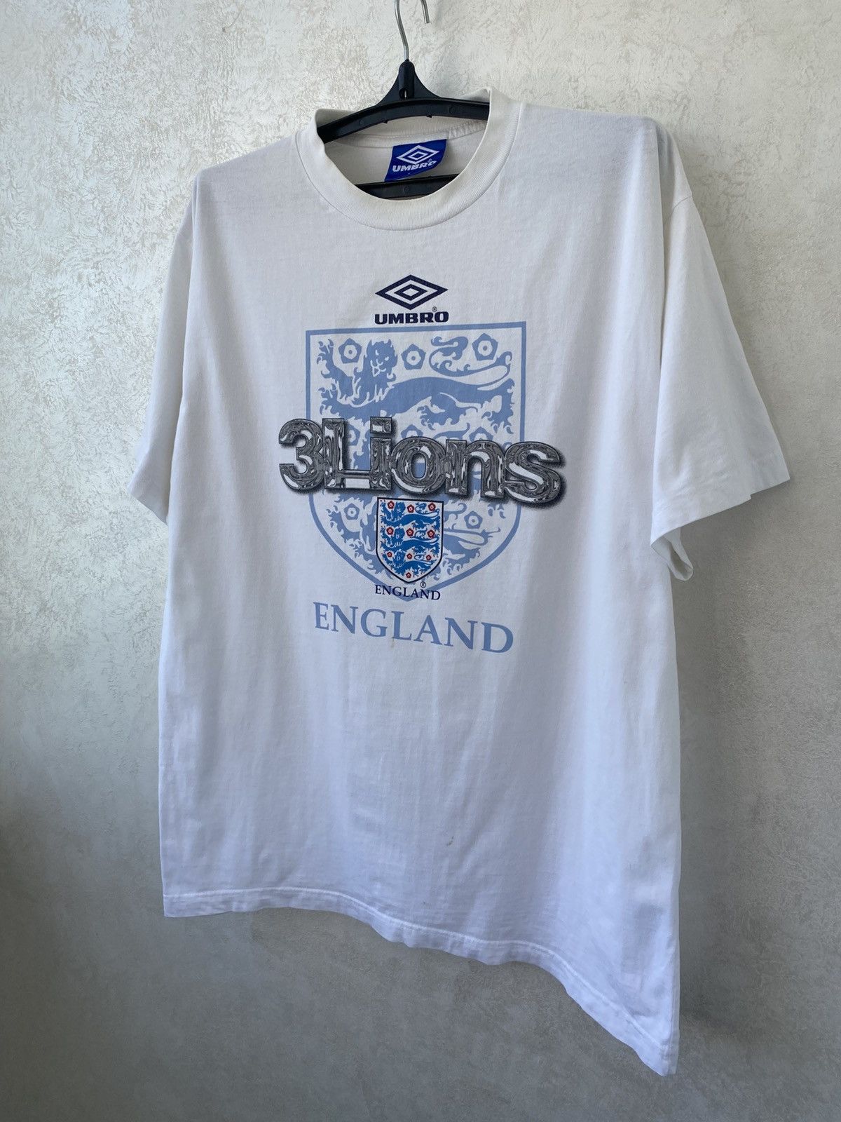 Umbro Vintage 90s England Umbro 3Lions Soccer Football T Shirt Size US L / EU 52-54 / 3 - 2 Thumbnail