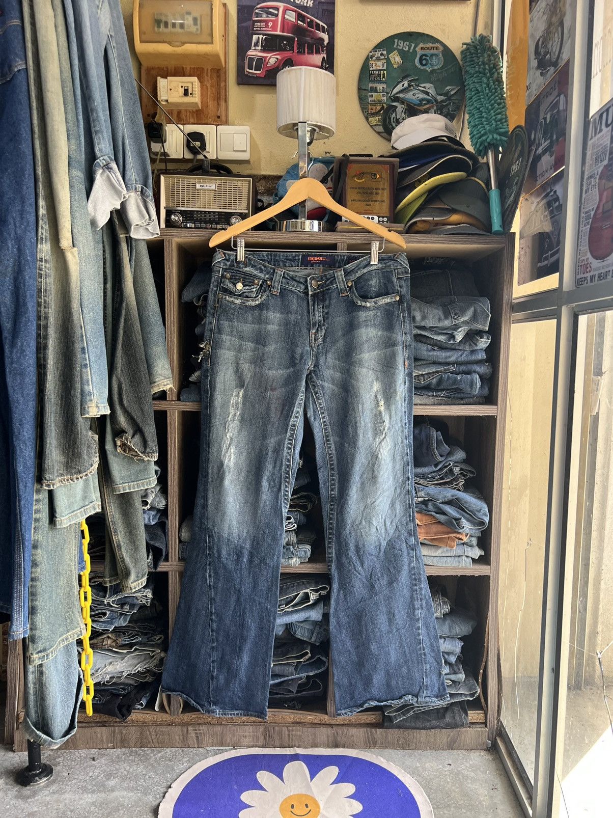 Japanese Brand 🔥Rare Vigoss Jeans Wide Leg Distressed Denim Size US 35 - 1 Thumbnail