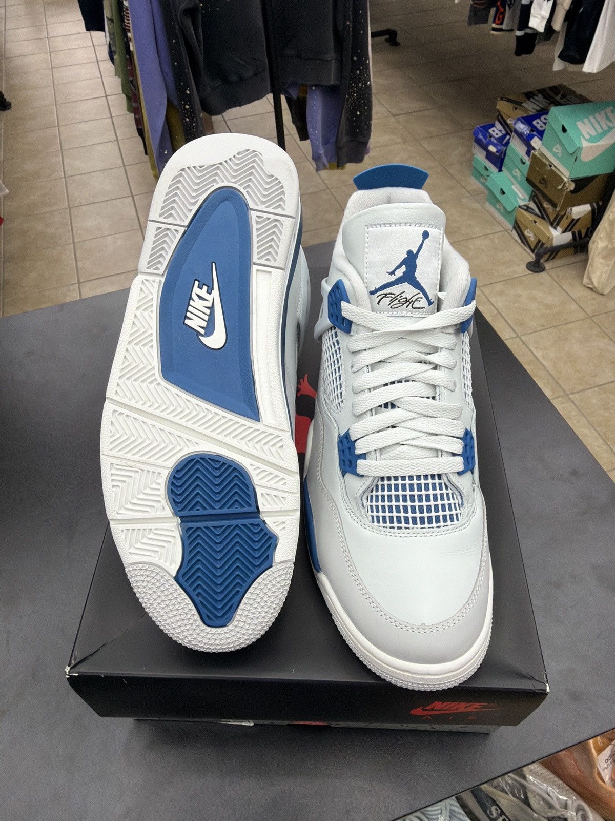 Jordan Brand Jordan 4 Military Blue Size-10 Brand New Quick Shipping Size US 10 / EU 43 - 6 Thumbnail