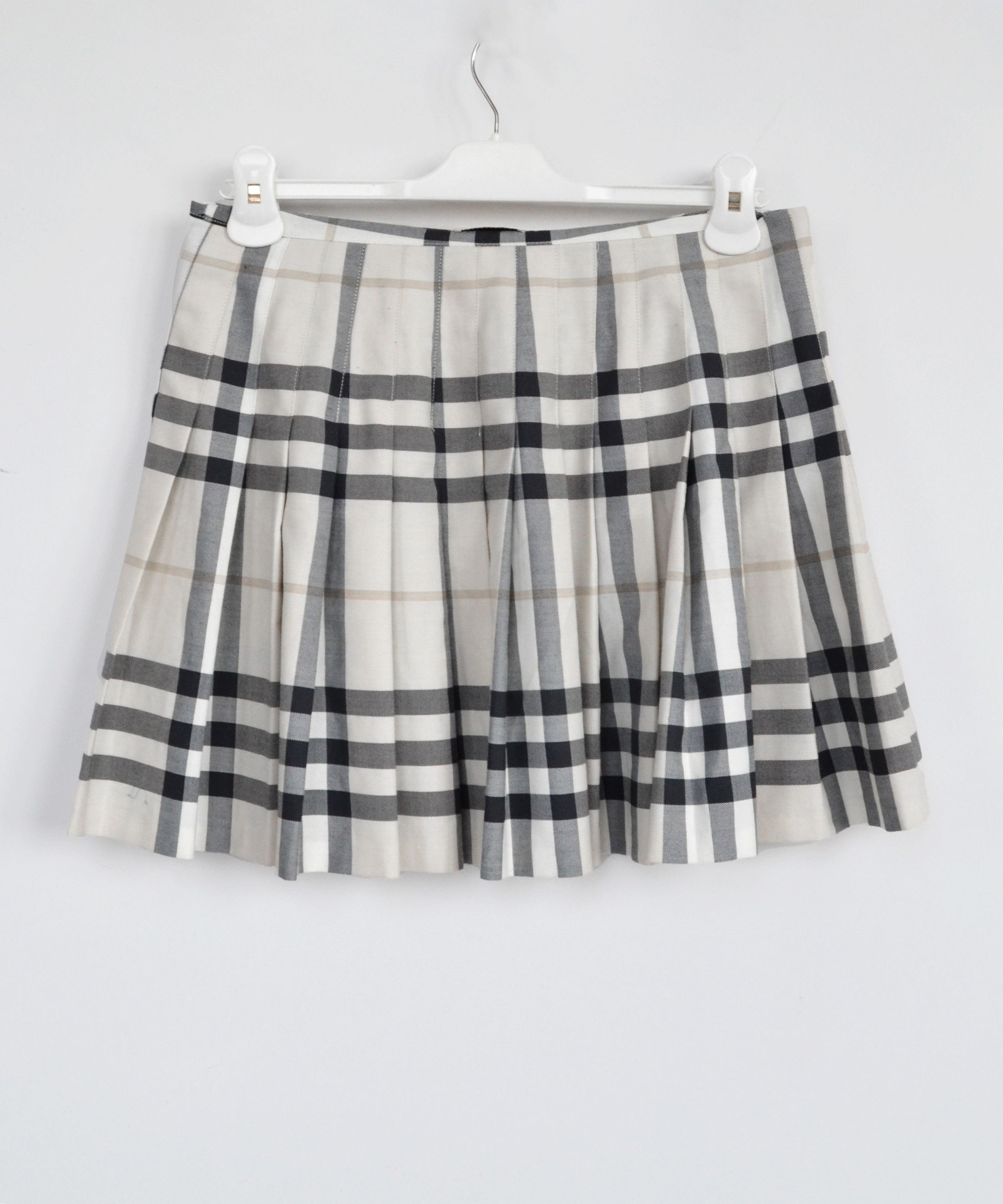 Burberry ✅ BURBERRY Mini Skirt Pleated Nova Check Wool Belt Size 27" / US 4 / IT 40 - 5 Thumbnail