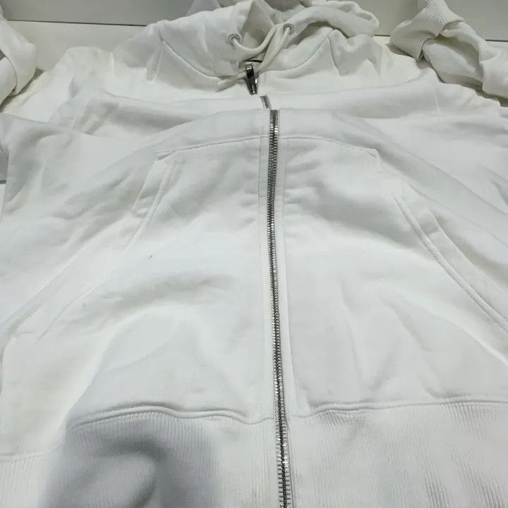 Givenchy Givenchy Givenchy Men’s White Hooded Sweatshirt -2507 Size US S / EU 44-46 / 1 - 7 Thumbnail