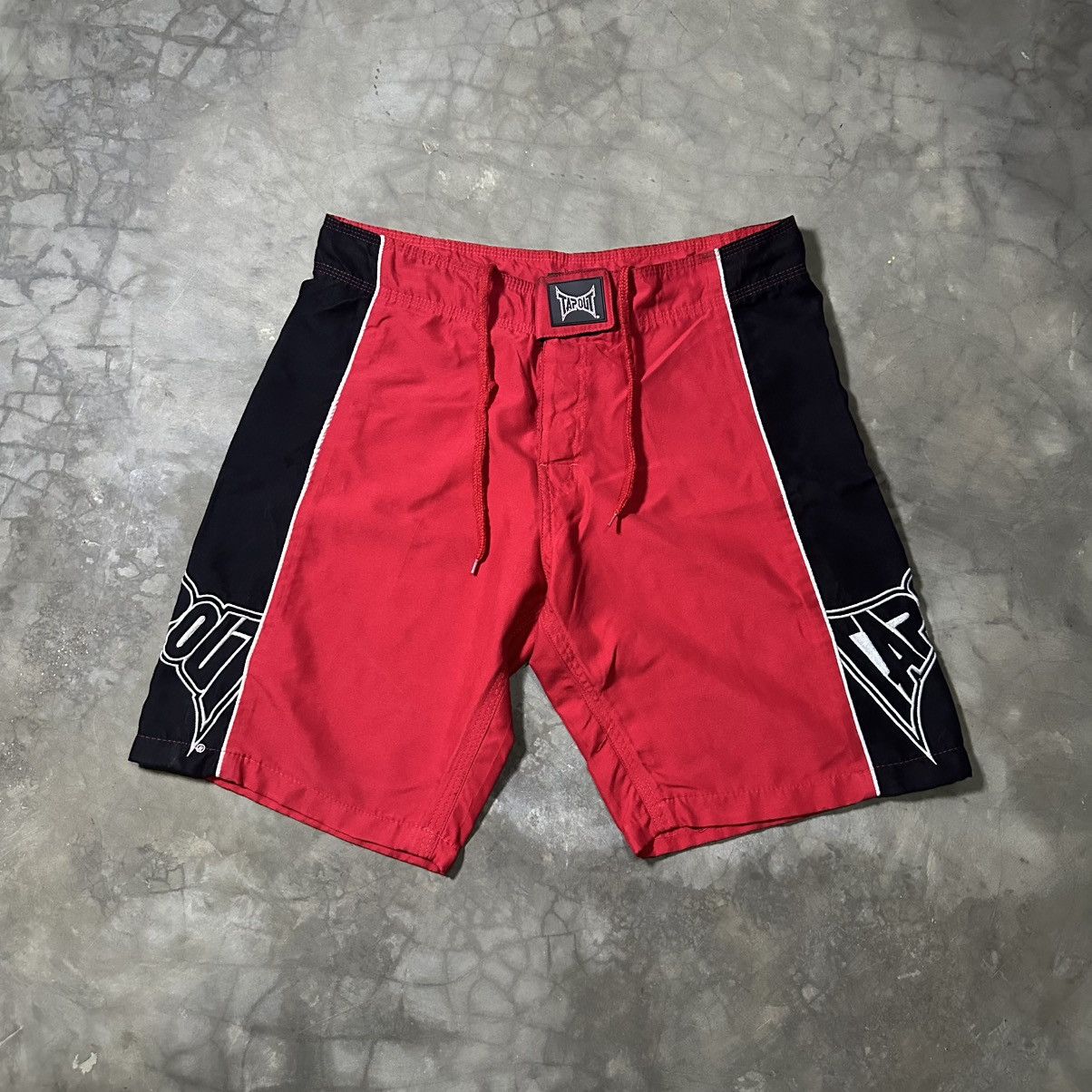 Tapout VINTAGE CRAZY Y2K TAPOUT MMA SHORT PANTS Size US 28 / EU 44 - 1 Thumbnail