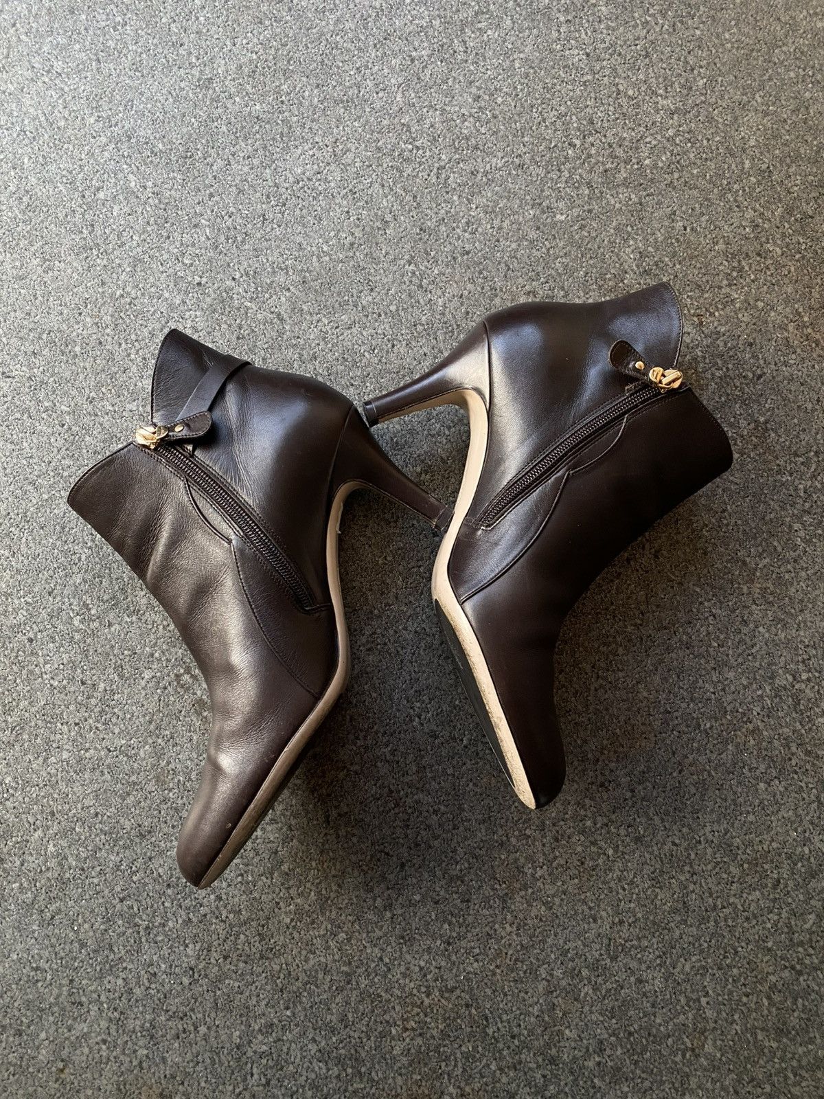 Salvatore Ferragamo Salvatore Ferragamo Chiara Black Leather Pump Ankle Boots Size US 10 / IT 40 - 6 Thumbnail