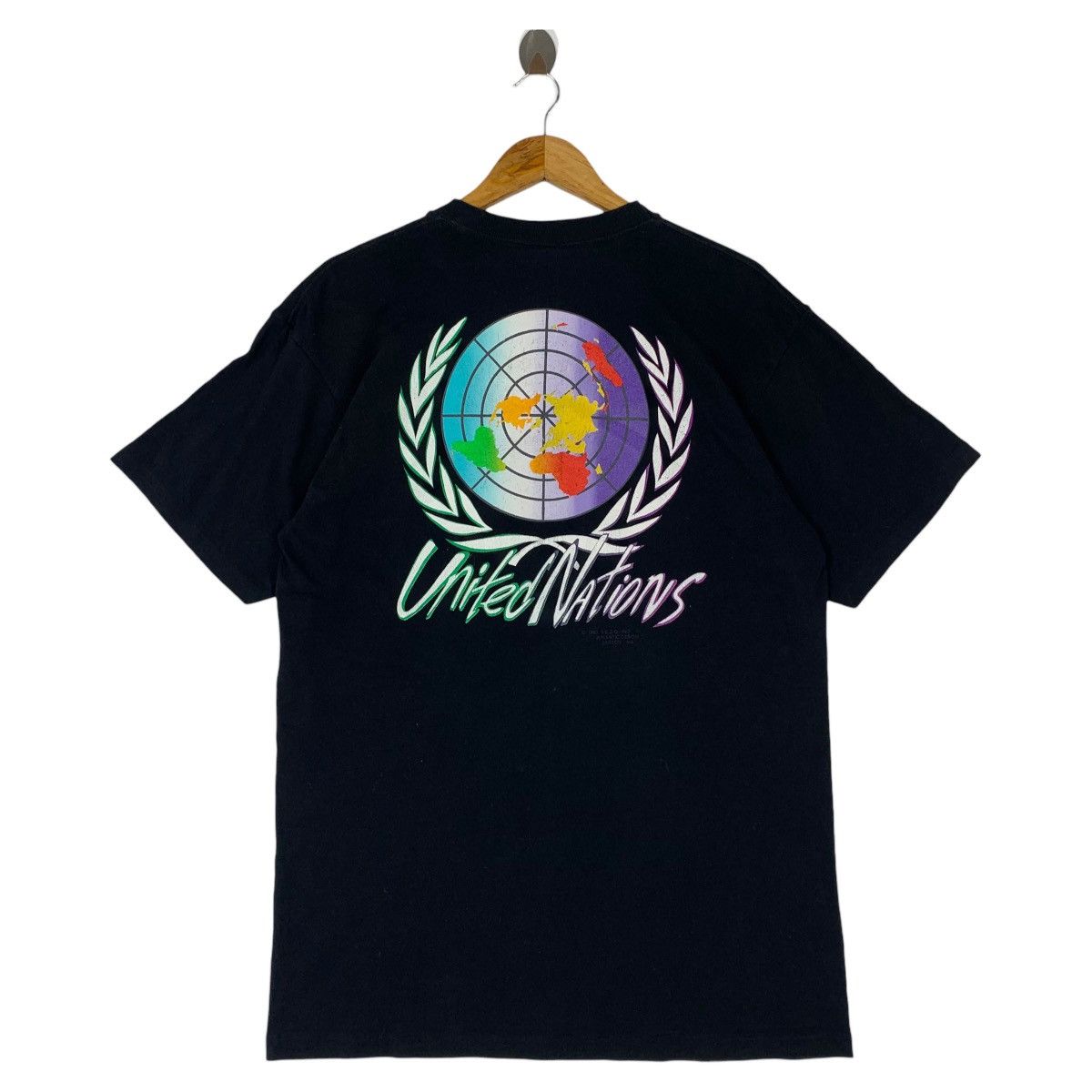 Vintage Vintage 90s UNITED NATION (UN) Big logo printed tee Size US M / EU 48-50 / 2 - 1 Thumbnail
