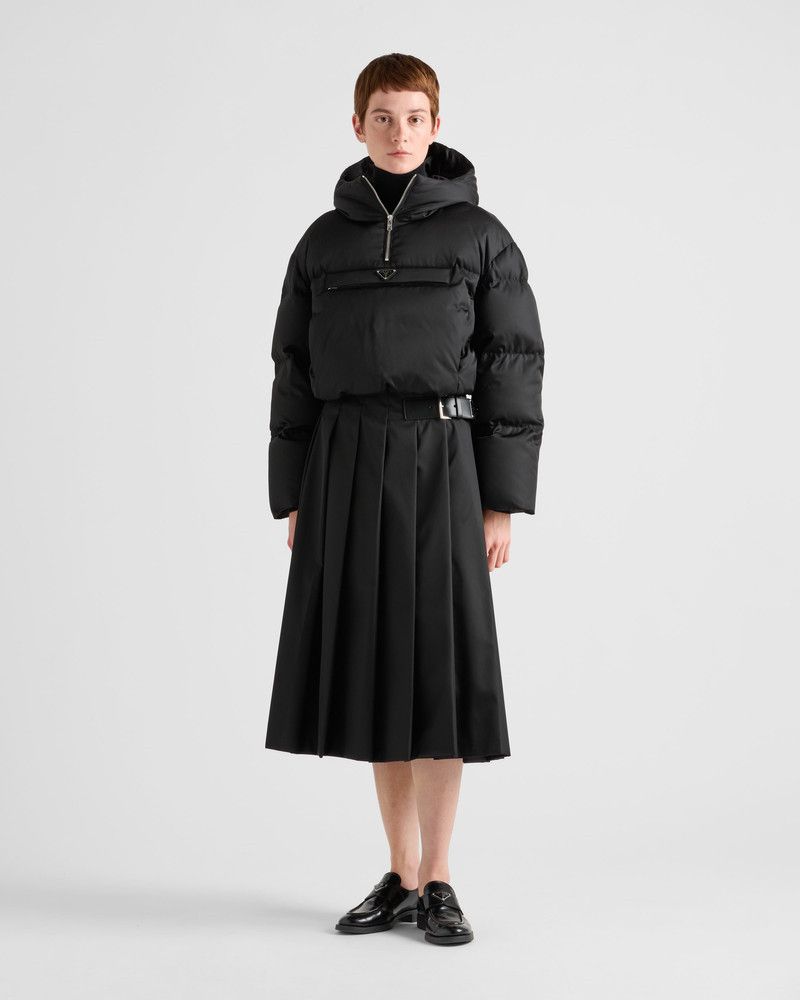 Prada o1B3y1r0426 Re-Nylon Cropped Down Jacket in Black Size XS / US 0-2 / IT 36-38 - 2 Thumbnail
