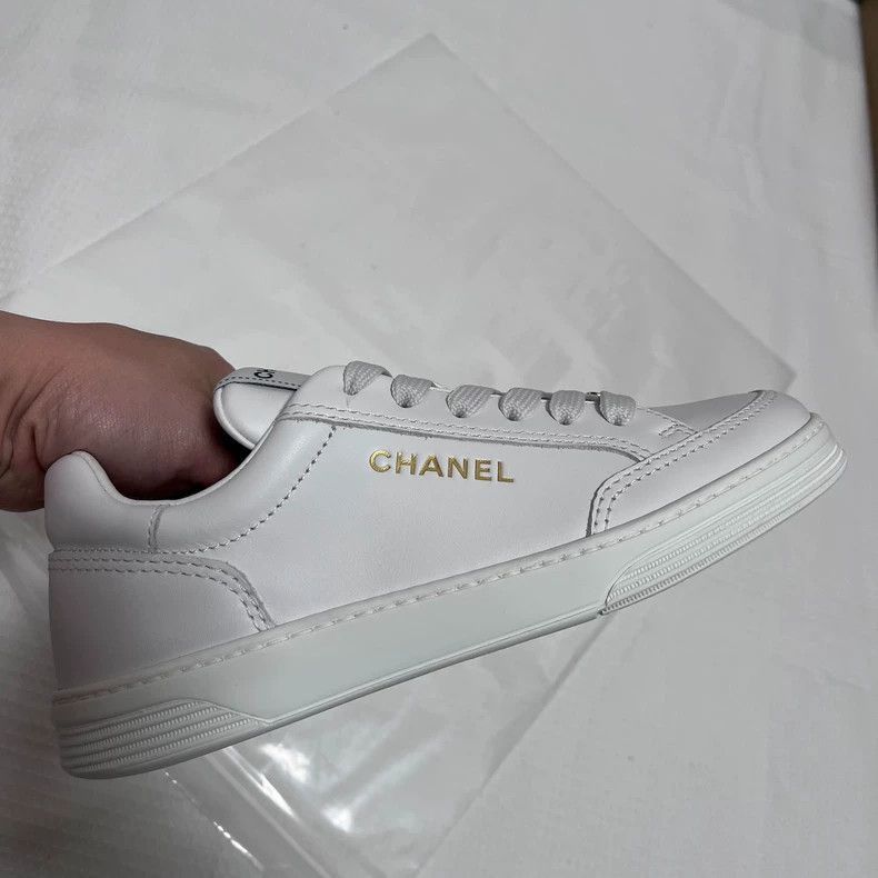 Chanel Chanel White Sneakers Size 36.5 -2505 Size US 6 / EU 39 - 3 Thumbnail