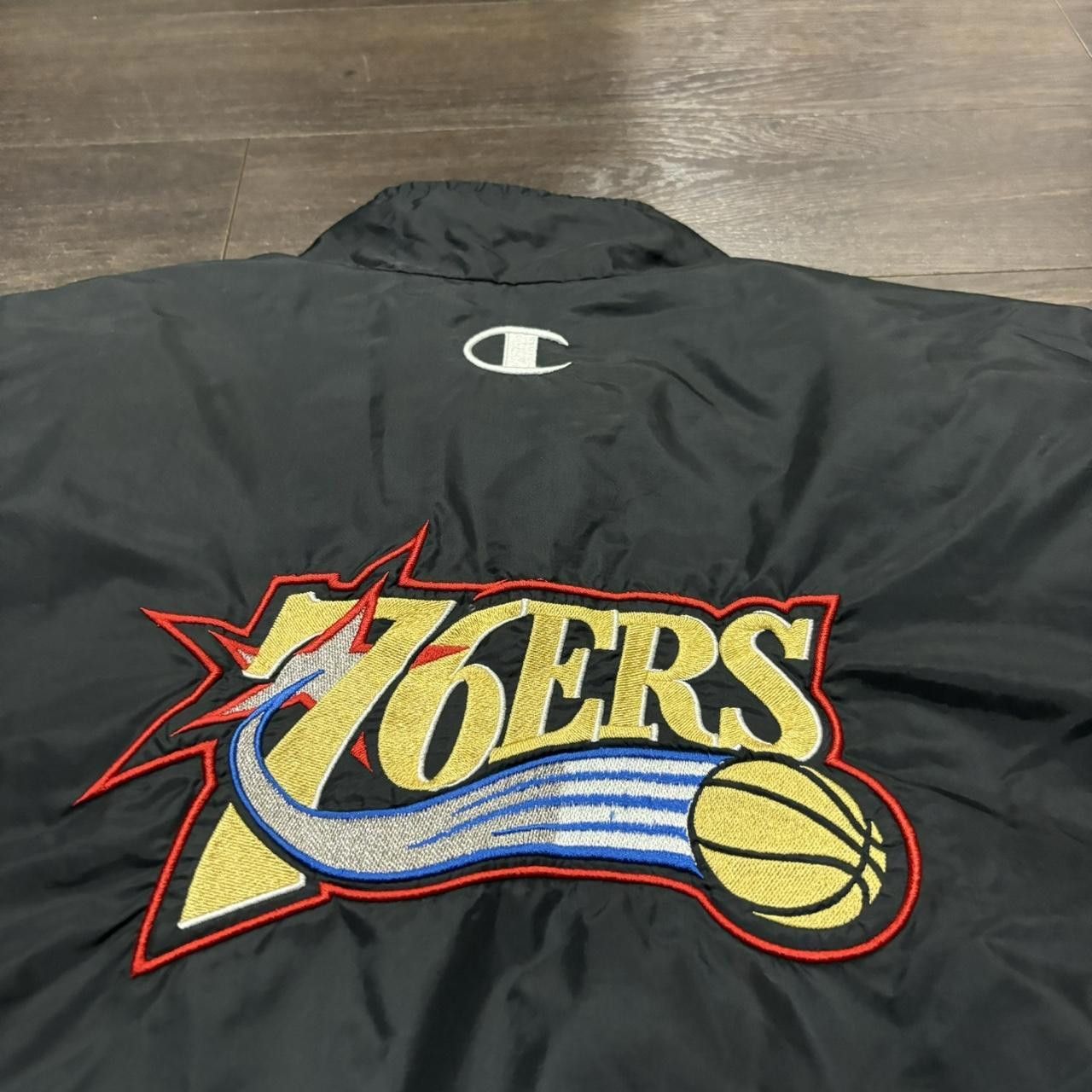 Champion Vintage Philadelphia 76ers champion zip up windbreaker 90s L Size US L / EU 52-54 / 3 - 4 Thumbnail
