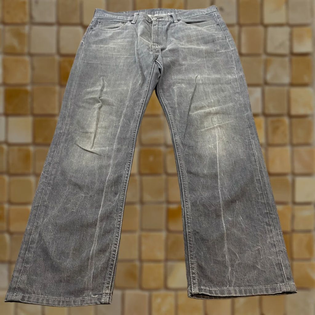 Levi's Levi's Jeans Men 541 Straight Fit Faded Gray Distressed Denim 36 37x31 Size US 36 / EU 52 - 1 Thumbnail