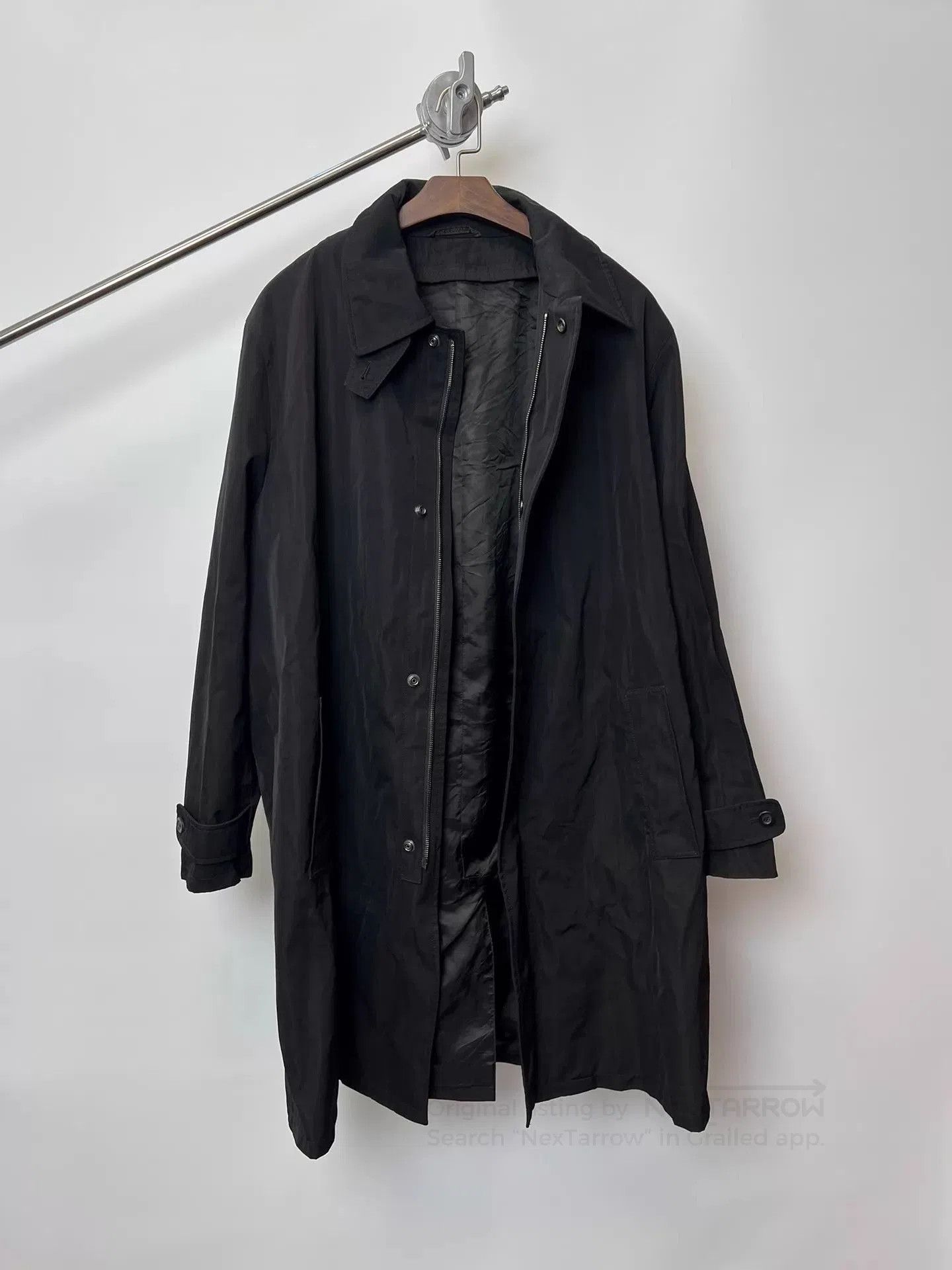 Armani Black Long Coat with Stand Collar Size L. Size US L / EU 52-54 / 3 - 4 Thumbnail
