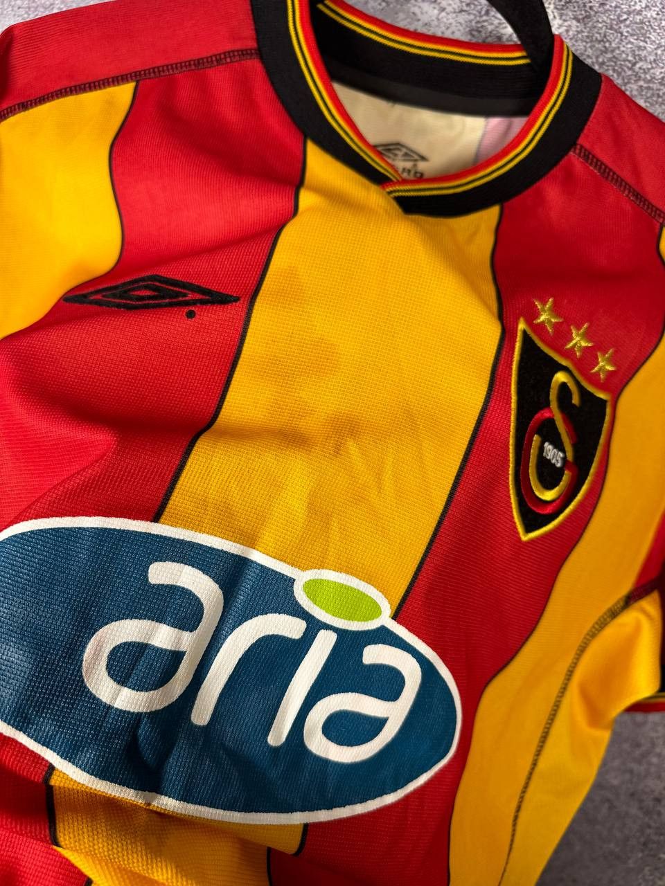 Umbro Vintage Galatasaray 2002/03 Umbro Soccer Jersey Small Size US S / EU 44-46 / 1 - 8 Thumbnail