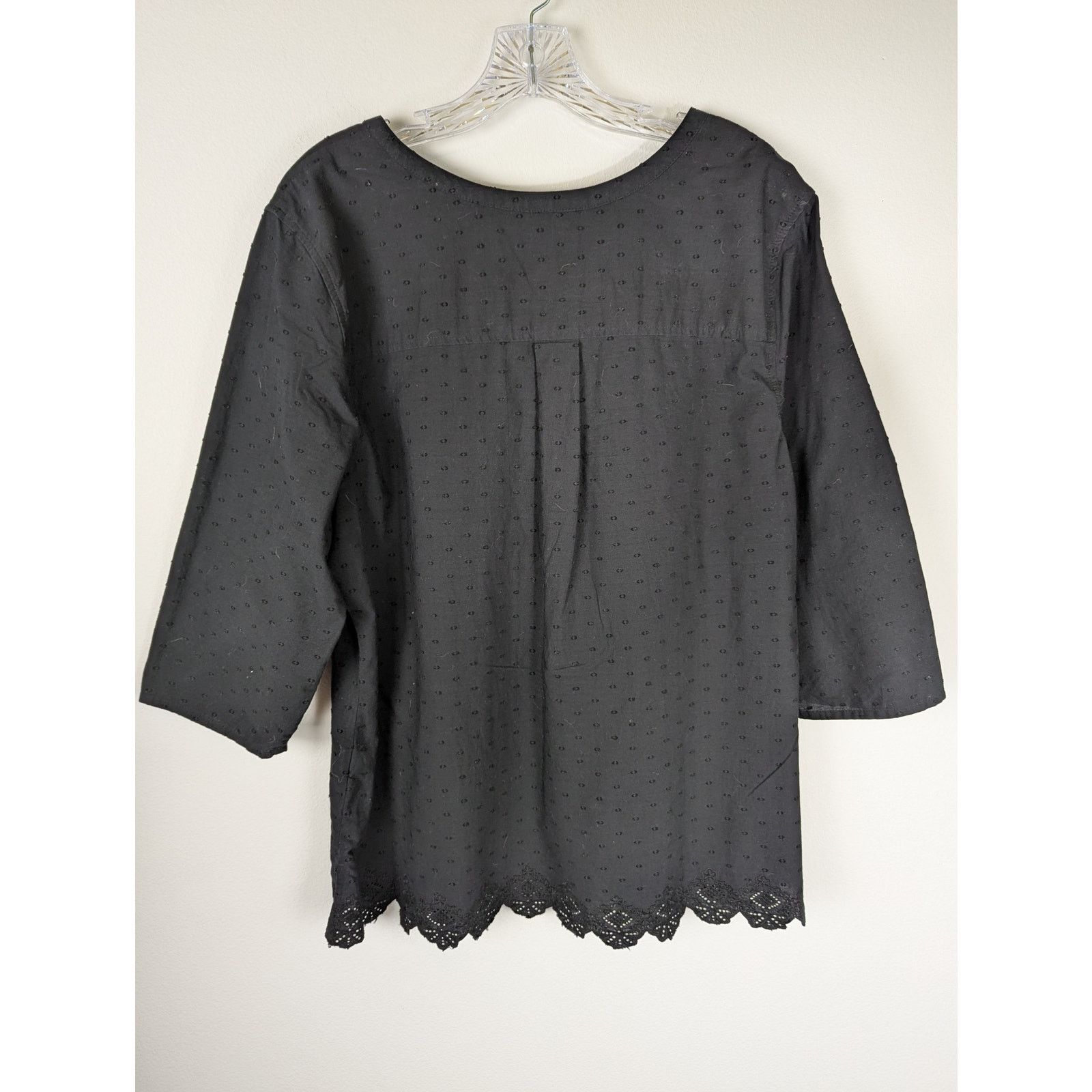 Croft & Barrow Black Eyelet 100% cotton lace trim tunic Sz XL 3 button Size XL / US 12-14 / IT 48-50 - 7 Thumbnail
