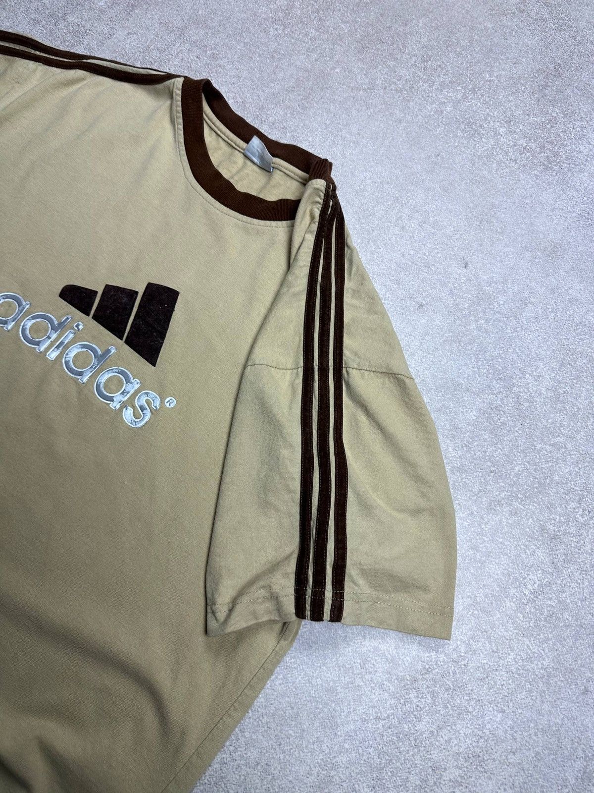 Adidas Vintage Adidas Big Logo Equipment Style T-shirt M Size US M / EU 48-50 / 2 - 4 Thumbnail