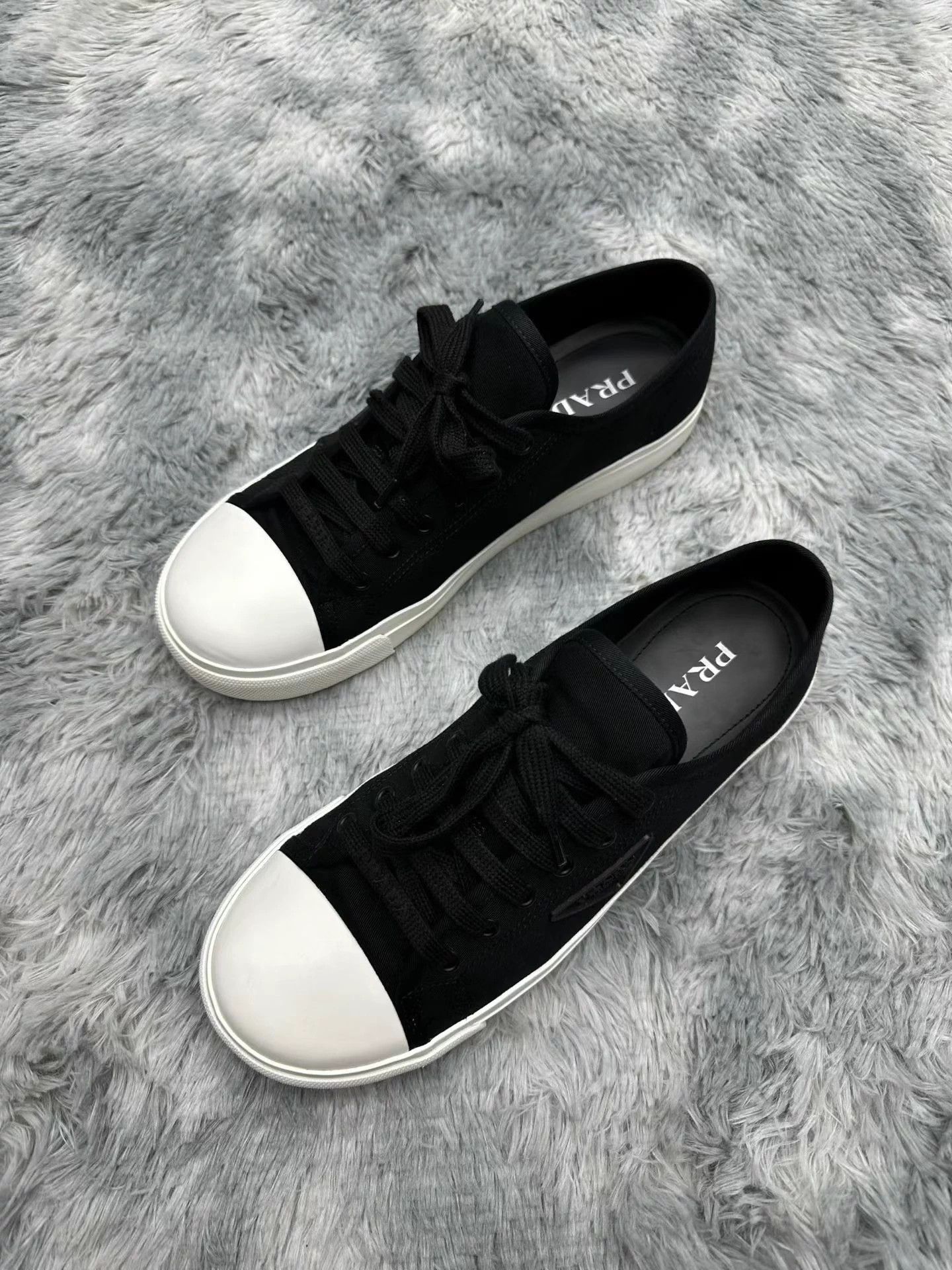 Prada Prada Triangle Logo Black & White Sneakers US 10 Size US 10 / IT 40 - 1 Thumbnail