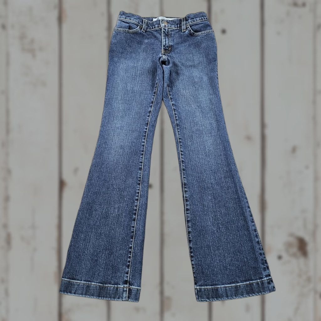 Gap GAP Jeans Womens Flared Low Rise Dark Wash Stretch Denim 26x31 Jeans 1R Regular Blue Canada Women Size 25" / US 0 / IT 36 - 1 Thumbnail