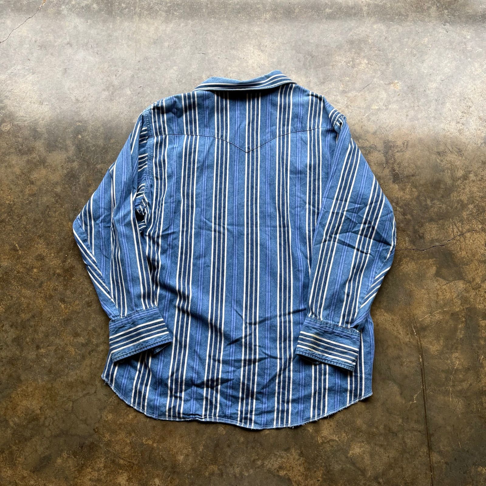 Wrangler Rare Vintage Wrangler Pearl Snap Denim Shirt Size US XXL / EU 58 / 5 - 5 Thumbnail