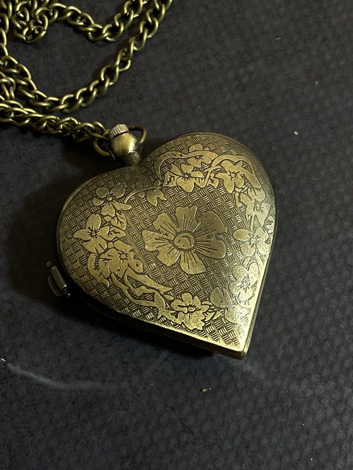 Jewelry × Vintage Vintage Heart-Shaped Pocket Watch Japanese Brand Size ONE SIZE - 8 Thumbnail