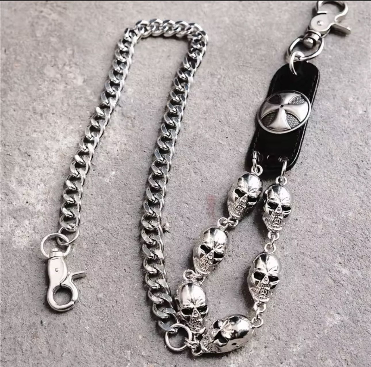 Other Wallet Belts Chain Skull Charm Gothic Rock Size ONE SIZE - 3 Thumbnail