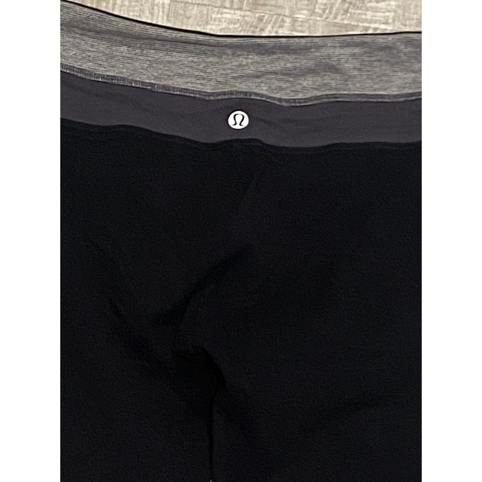 Lululemon Lululemon Womens Cropped Leggings! Size 6 Size 28" / US 6 / IT 42 - 6 Thumbnail