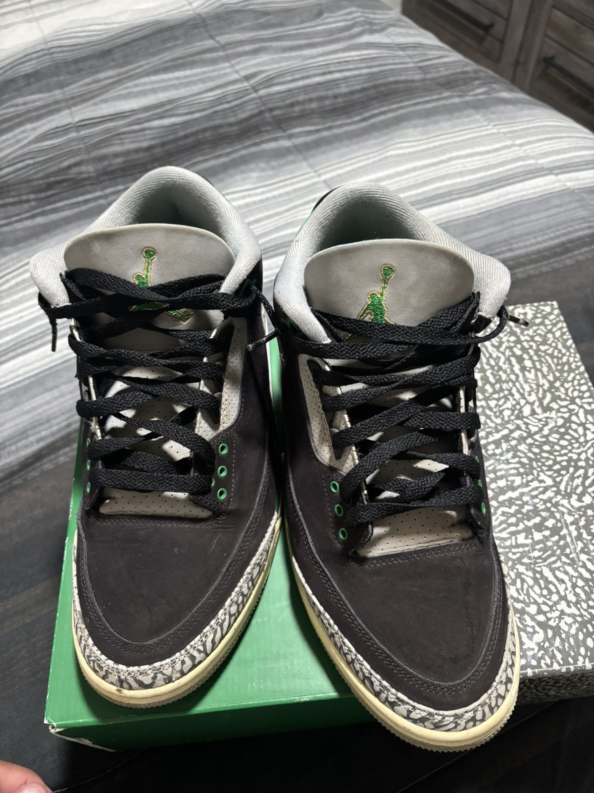 Jordan Brand Jordan 3s Pine Green Size US 9 / EU 42 - 4 Thumbnail