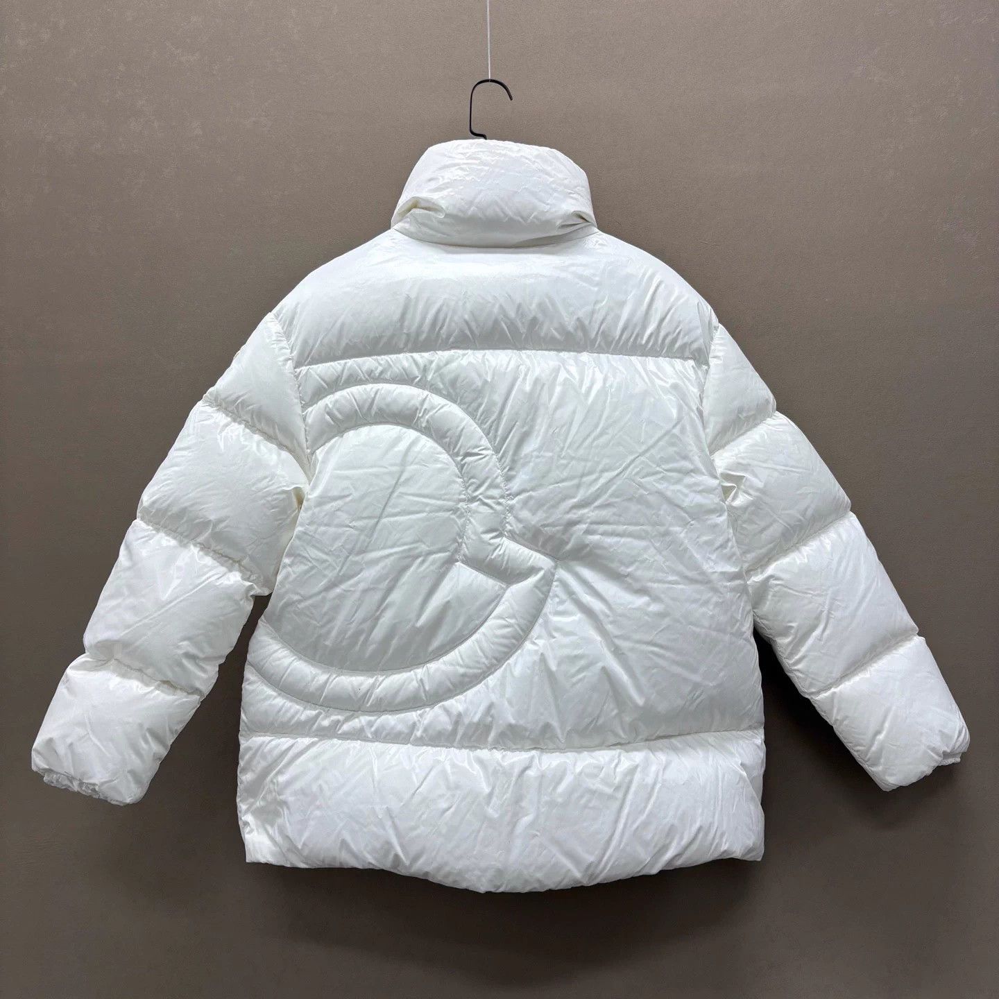 Moncler Moncler Genos women's white down jacket 2 99 new Size M / US 6-8 / IT 42-44 - 2 Thumbnail