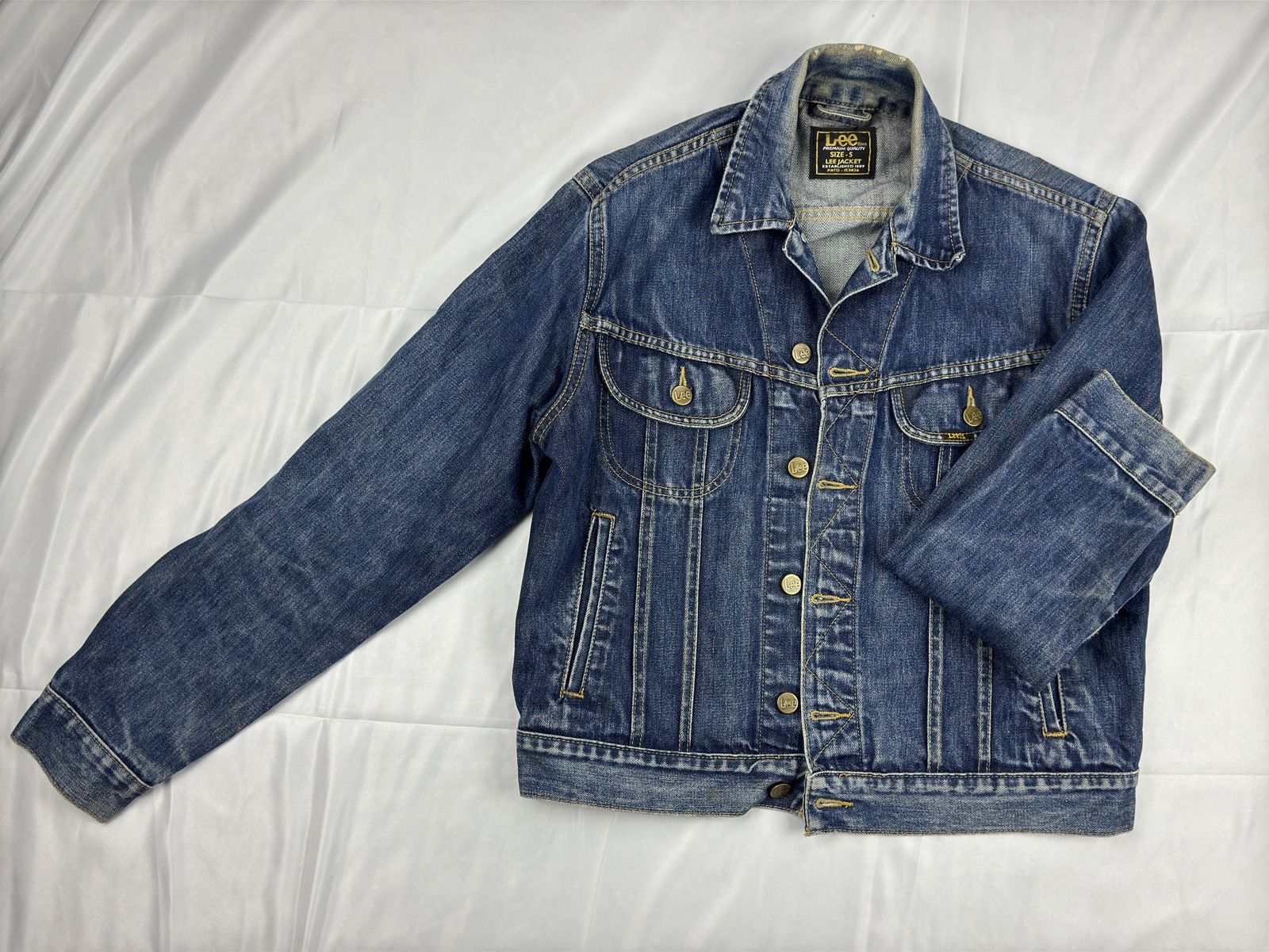 Lee × Vintage Vintage Lee denim jacket 153436 Size US S / EU 44-46 / 1 - 1 Thumbnail