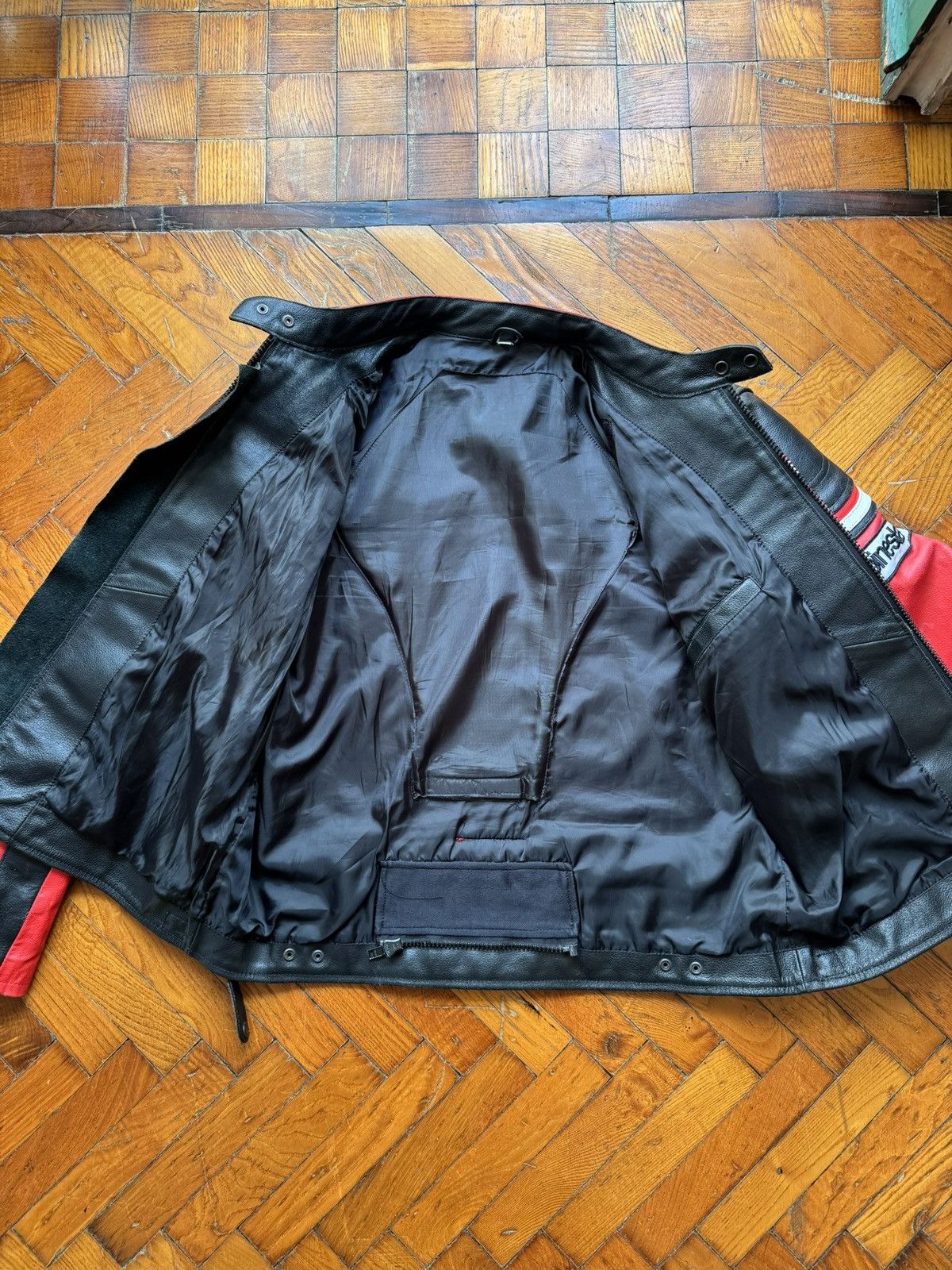 Red Bull Red Bull Racing red/black leather jacket size XL Size US XXL / EU 58 / 5 - 18 Thumbnail